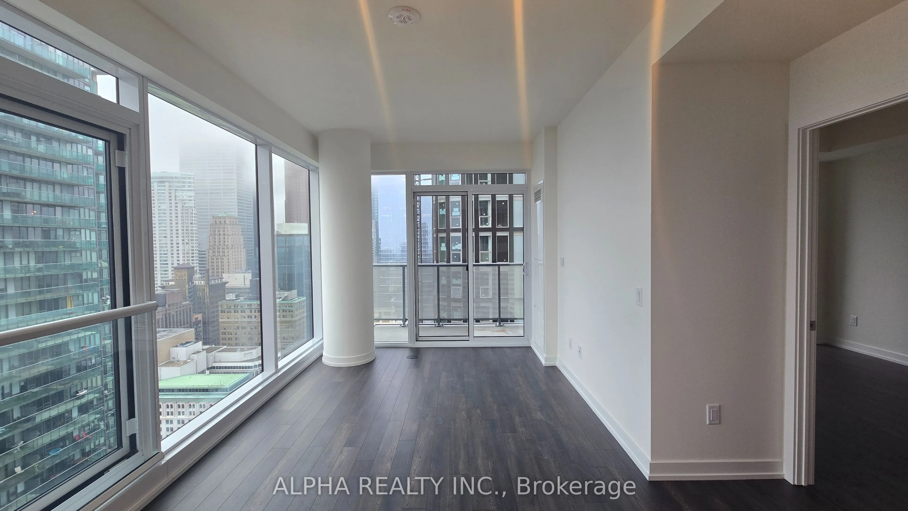 89 Church Street, #4008