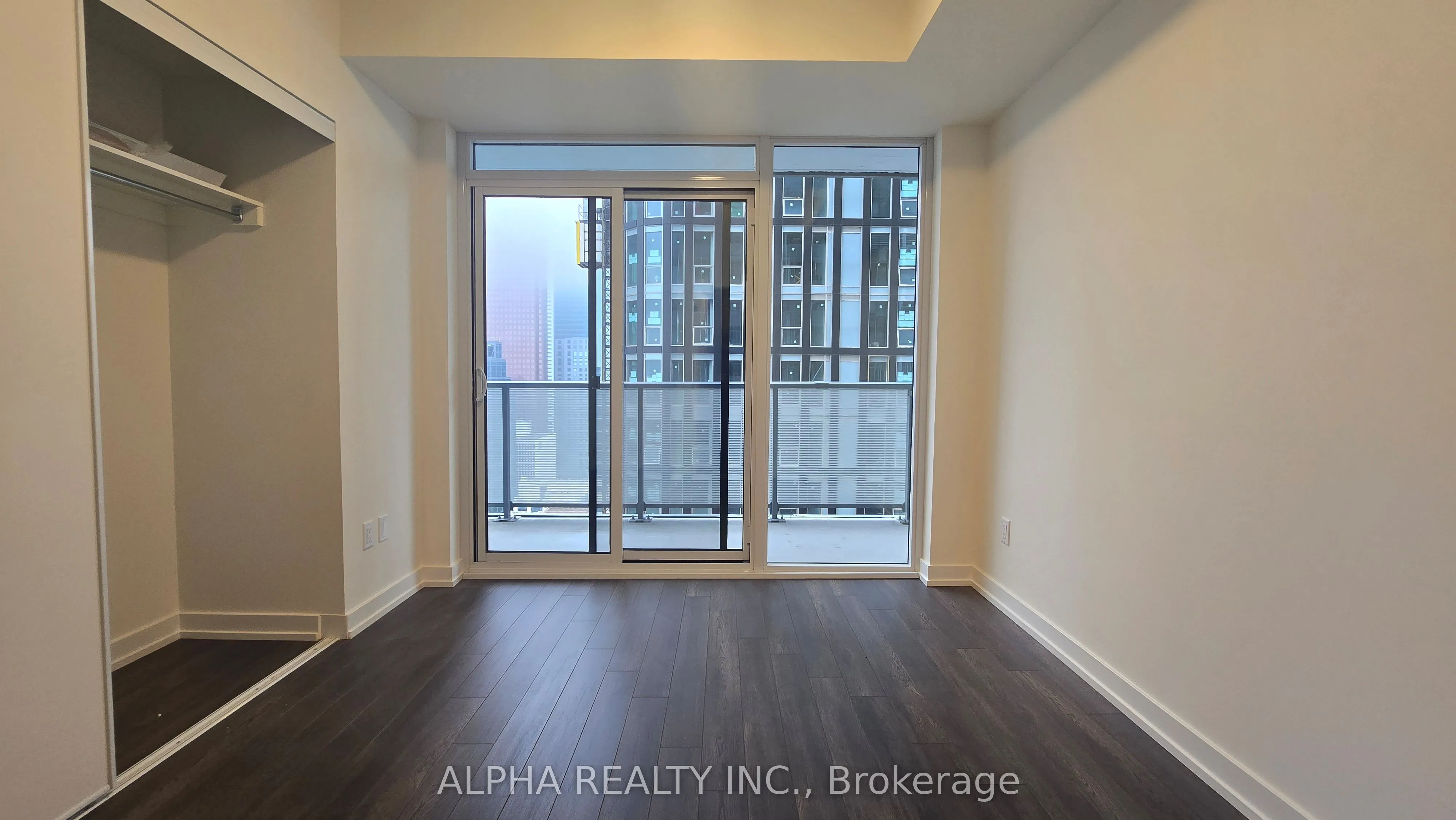 89 Church Street, #4008