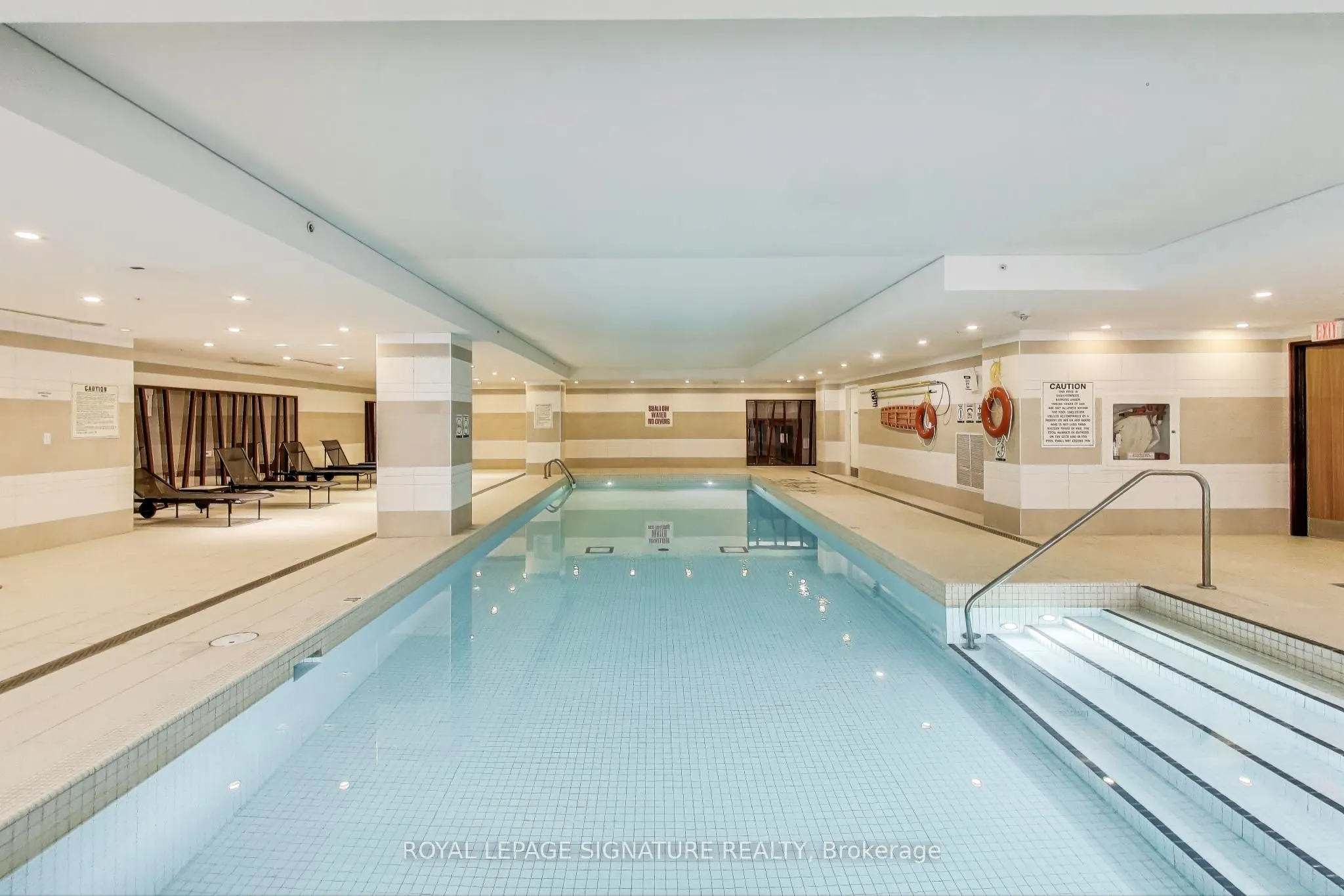 111 St Clair Avenue W, #1826