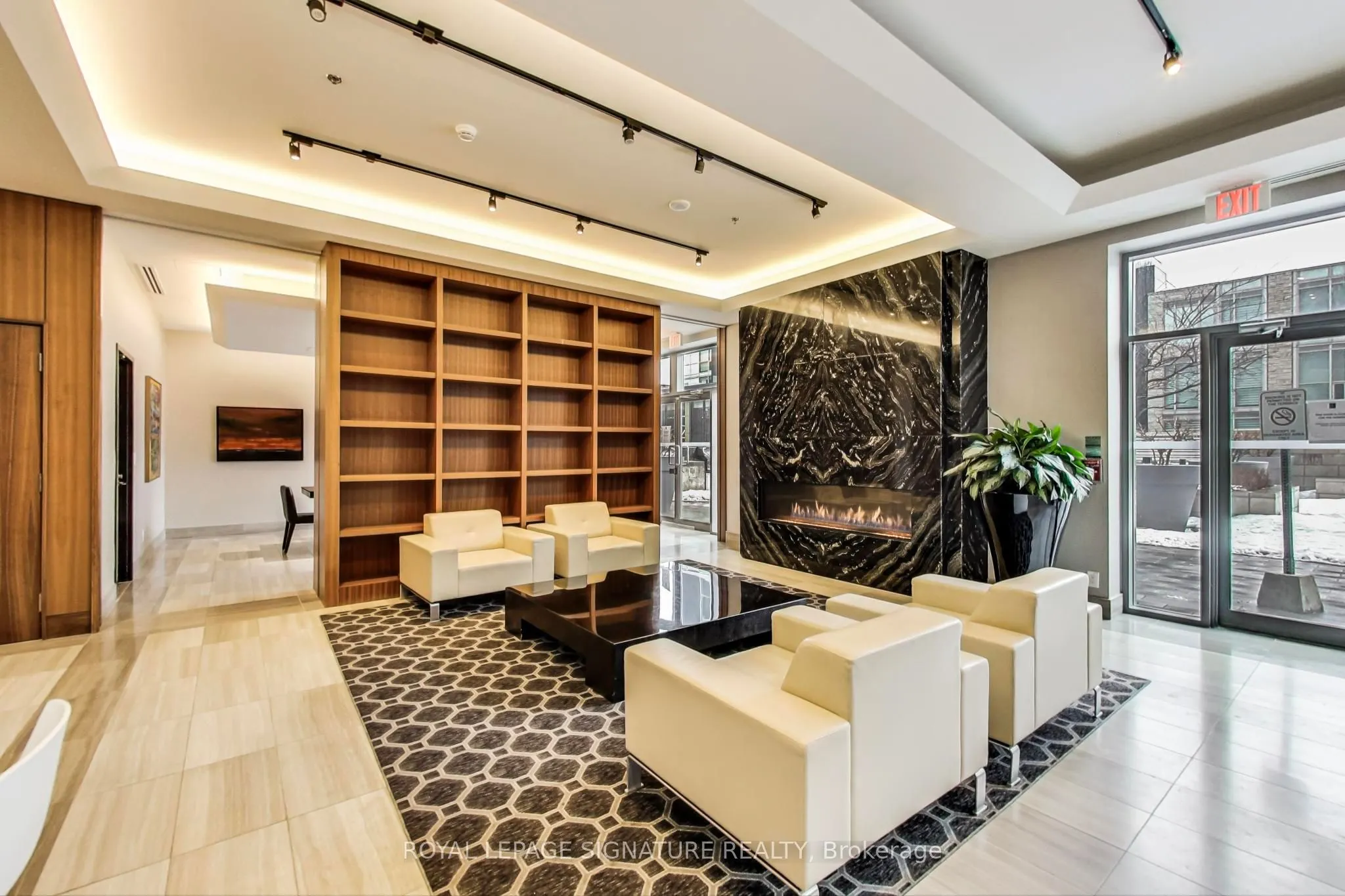 111 St Clair Avenue W, #1826