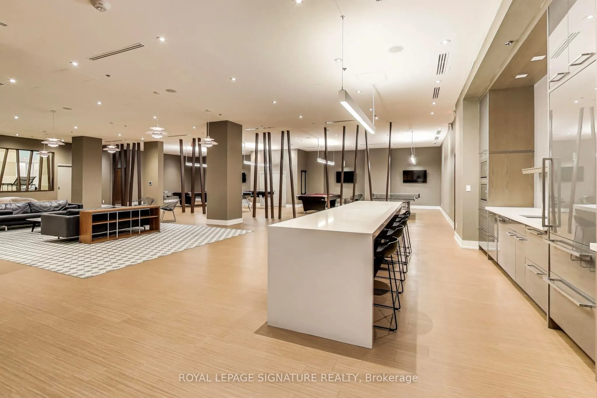 111 St Clair Avenue W, #1826