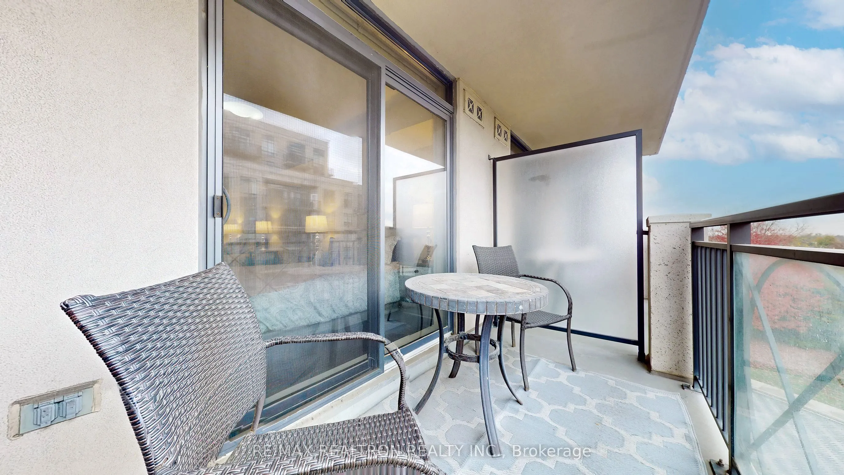 650 Sheppard Avenue E #412