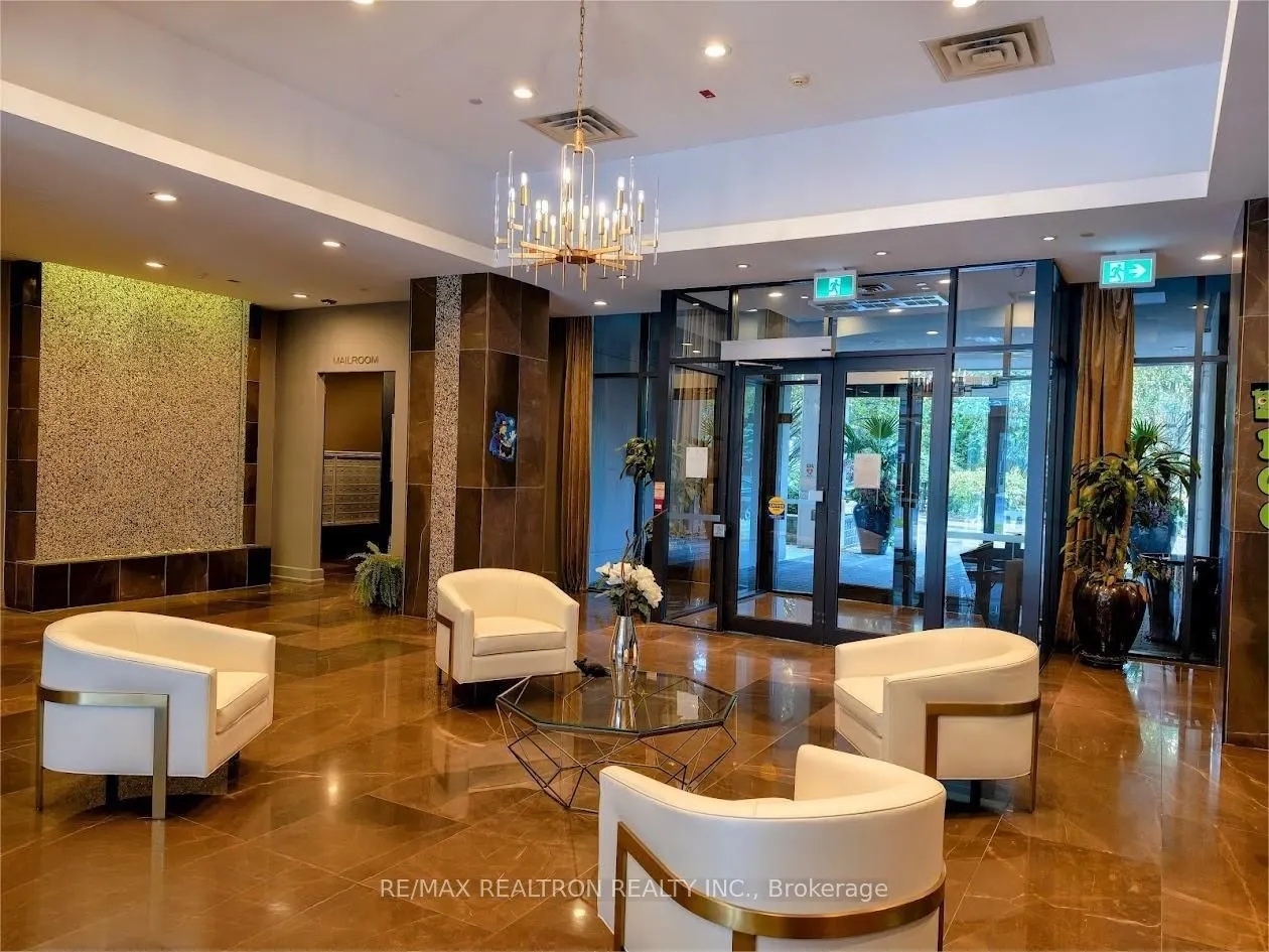 650 Sheppard Avenue E, #412