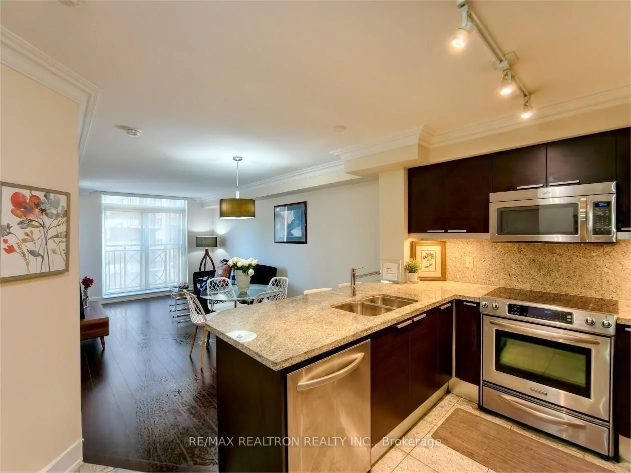 650 Sheppard Avenue E, #412