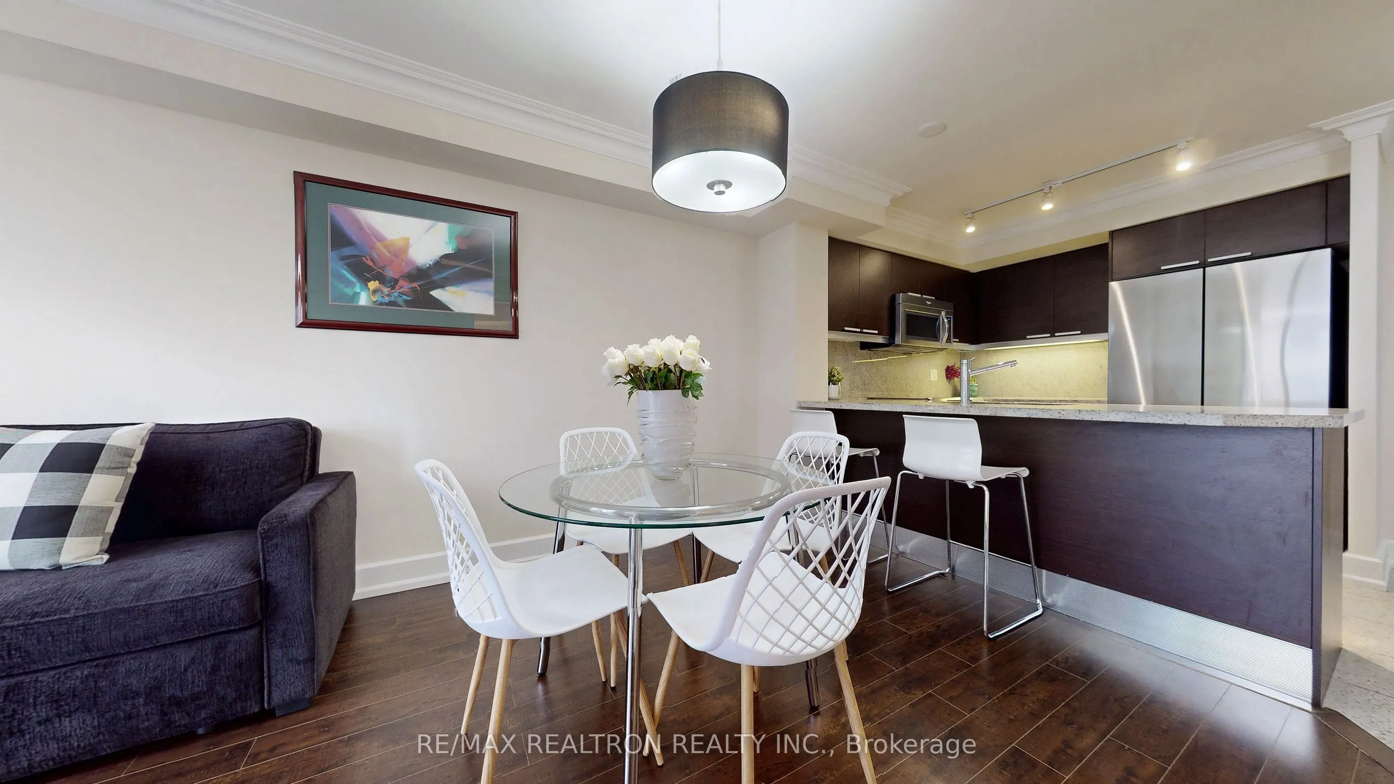650 Sheppard Avenue E #412