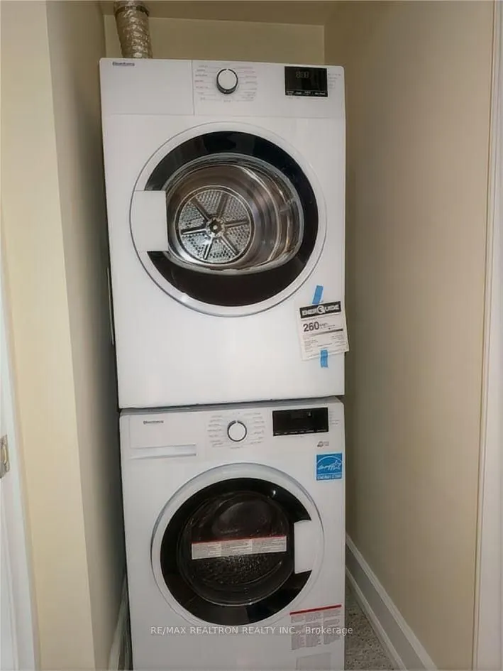 650 Sheppard Avenue E, #412