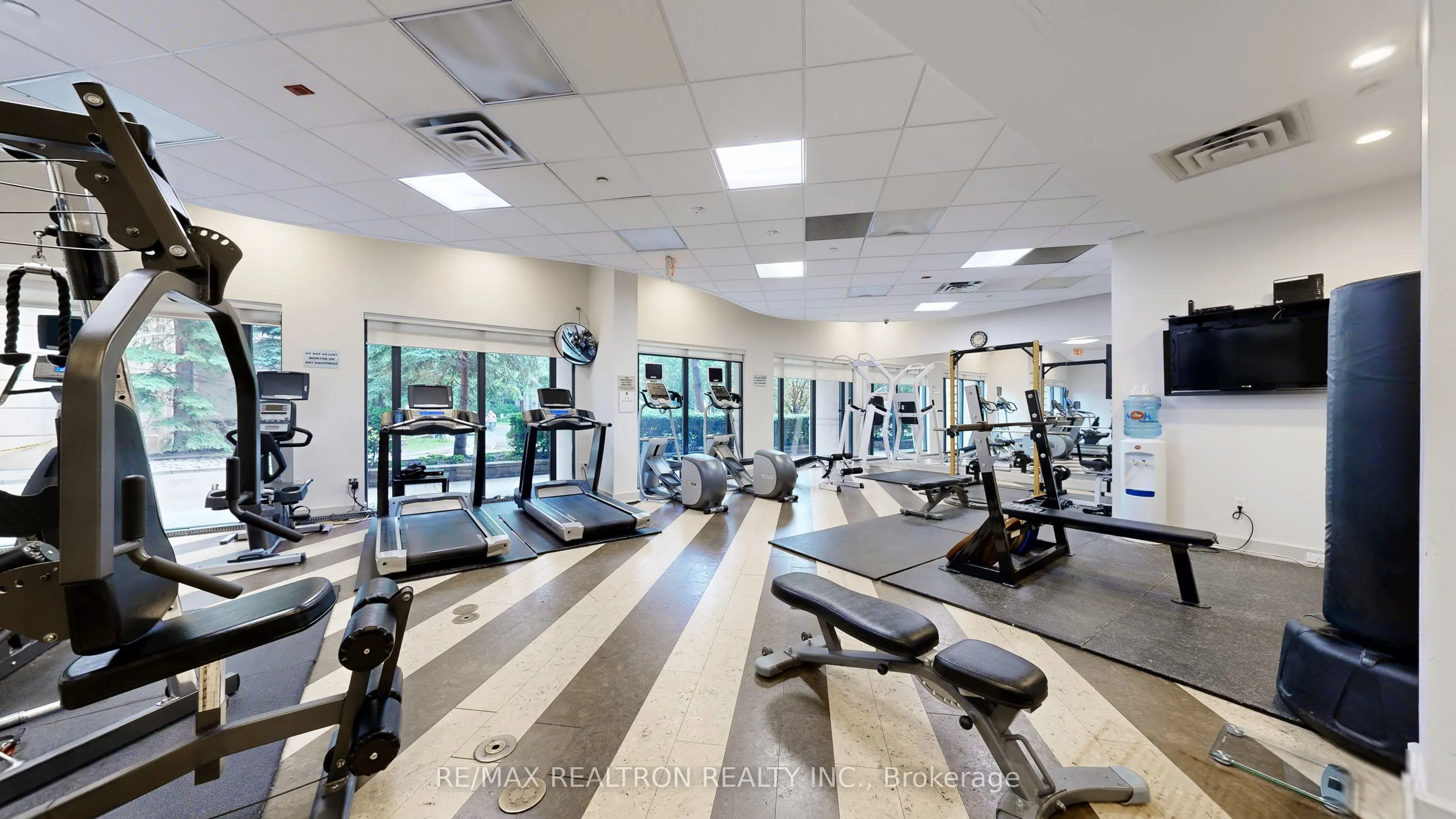 650 Sheppard Avenue E #412