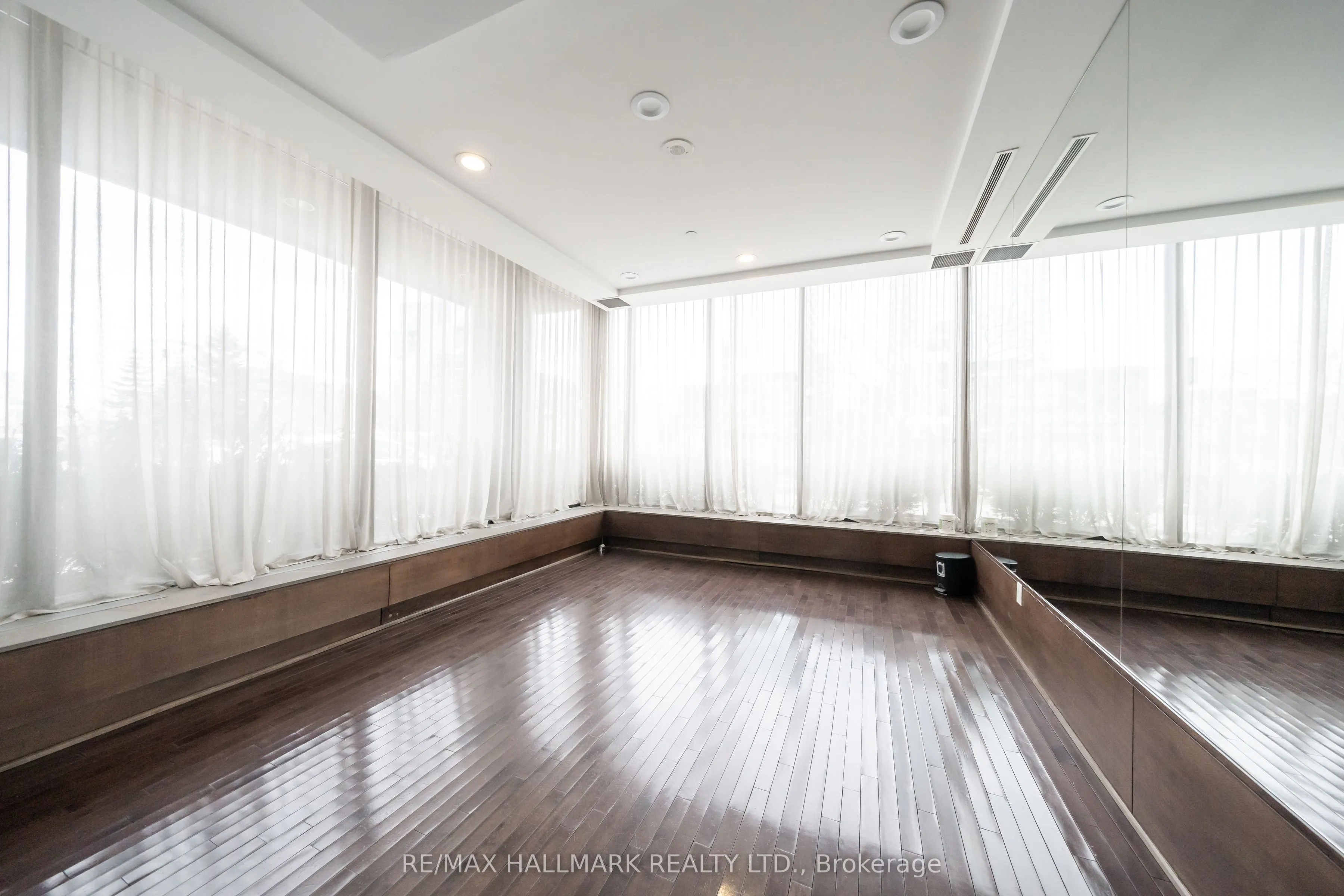 25 Capreol Court, #3008