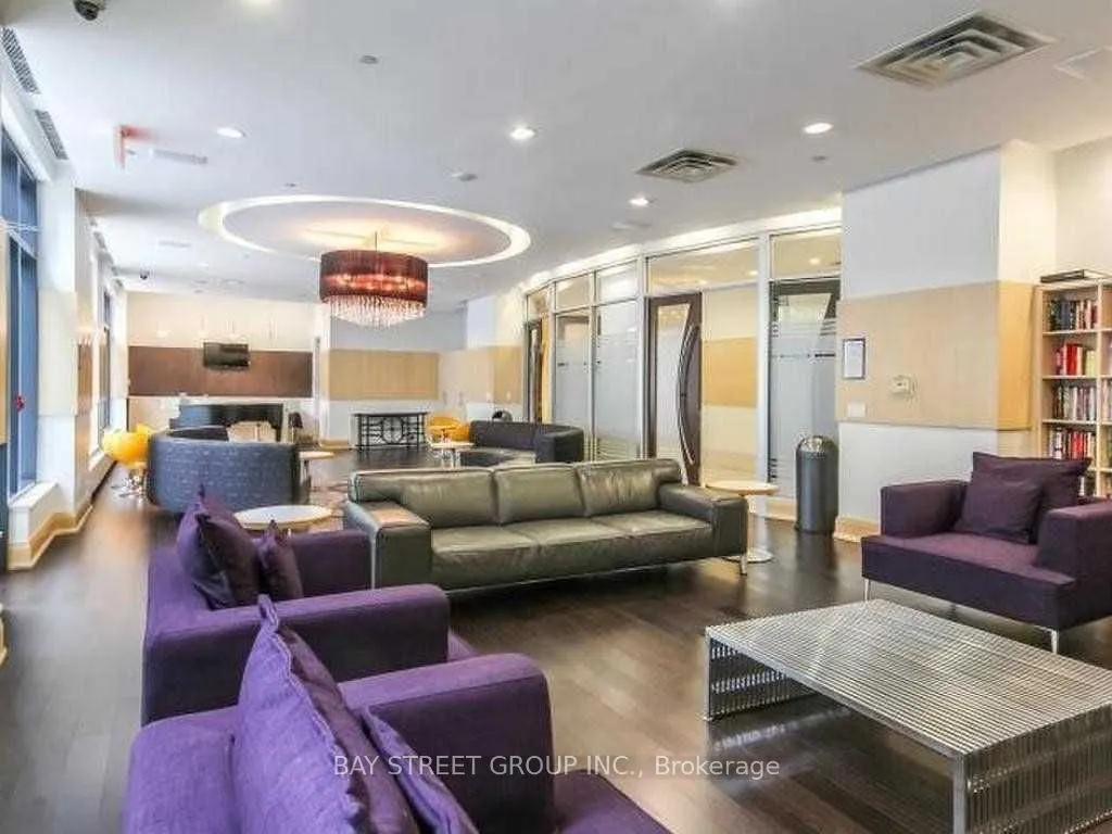 600 Fleet Street, #1010