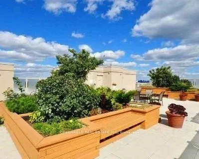 920 Sheppard Avenue W, #311