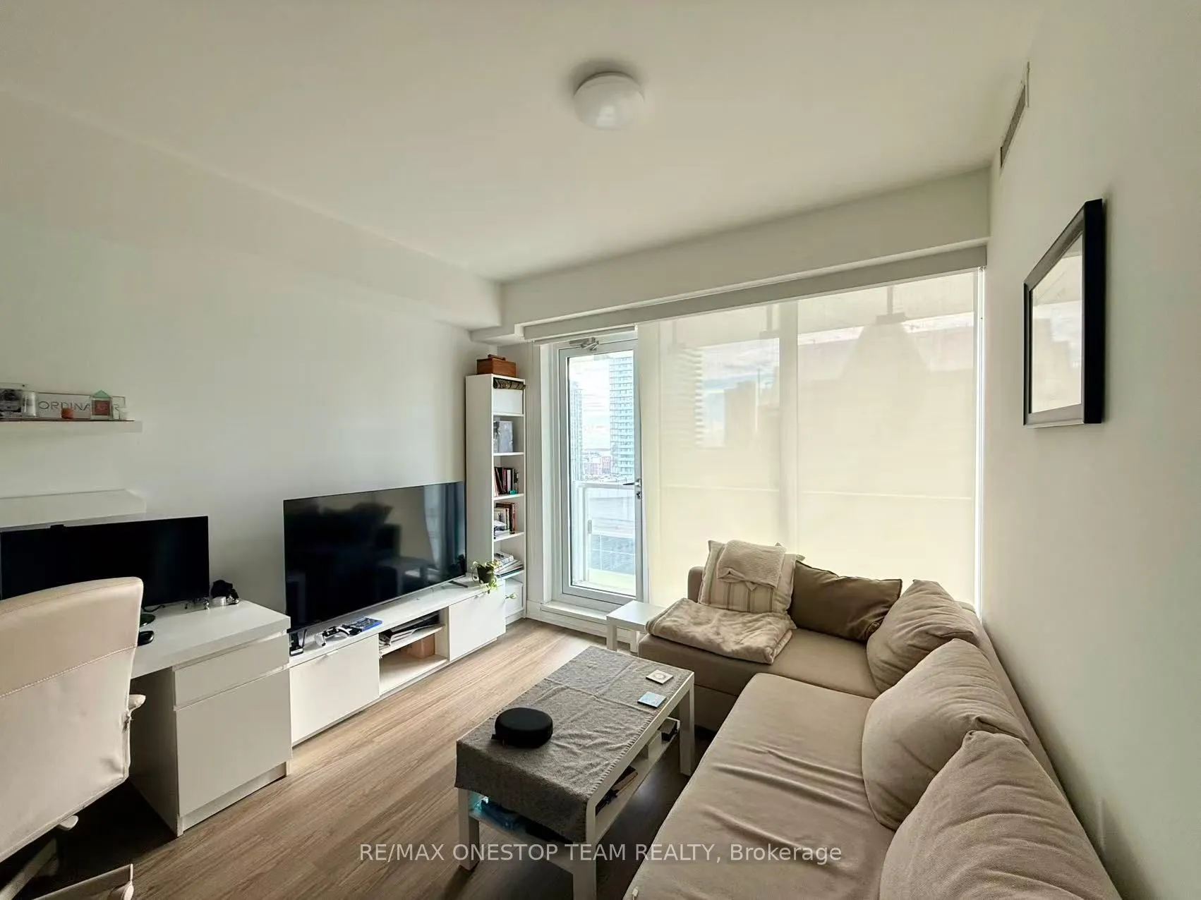 197 Yonge Street, #2607