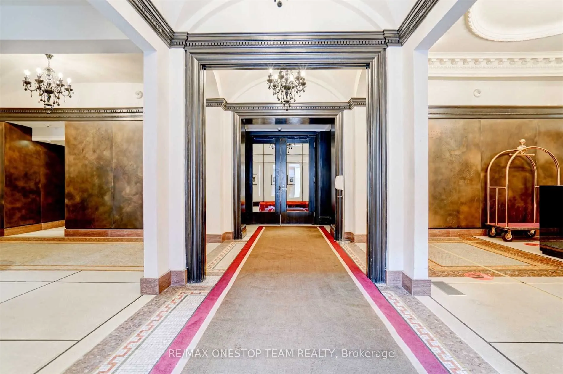 197 Yonge Street, #2607