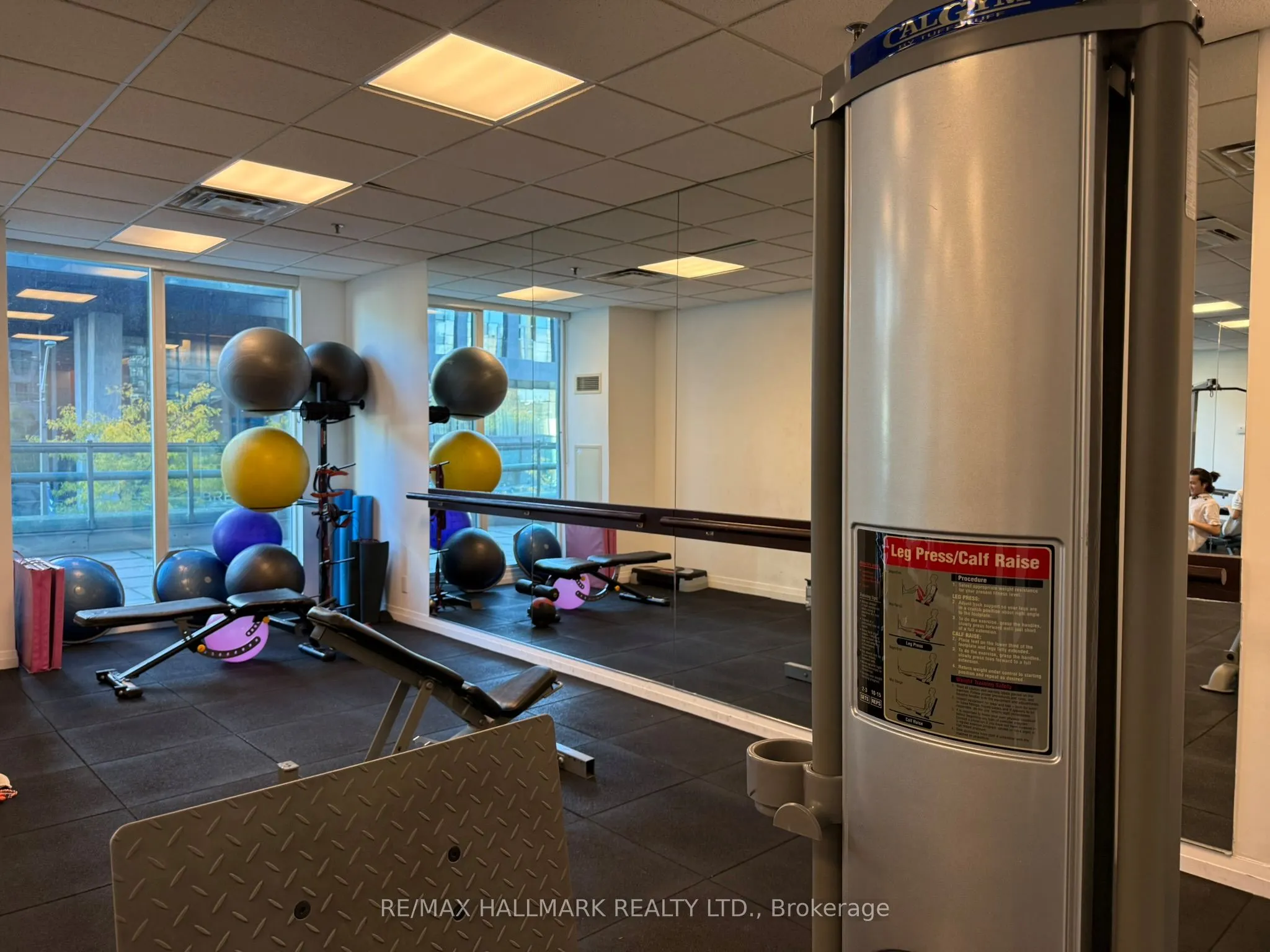 30 Grand Trunk Crescent, #2609