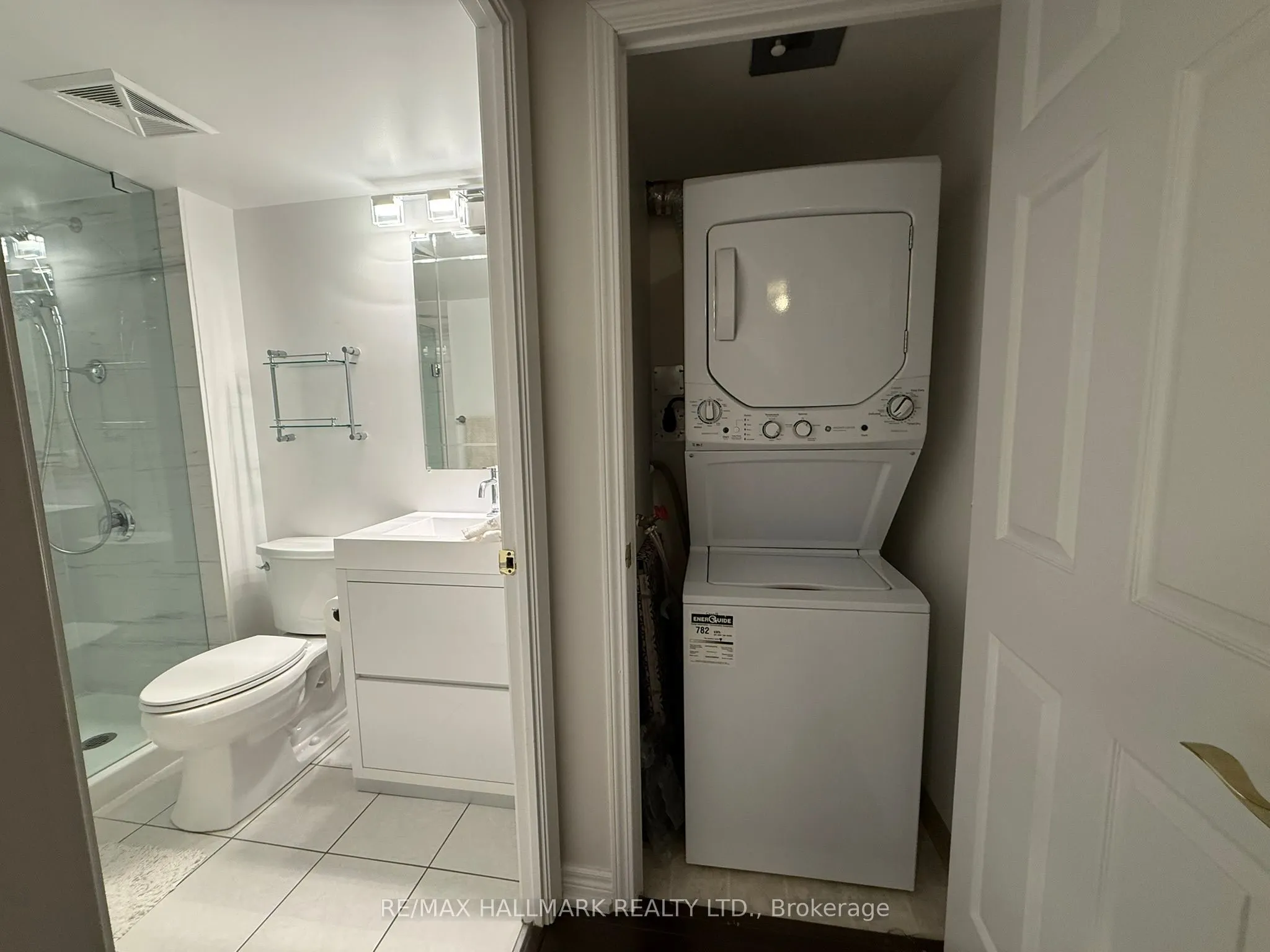 30 Grand Trunk Crescent, #2609