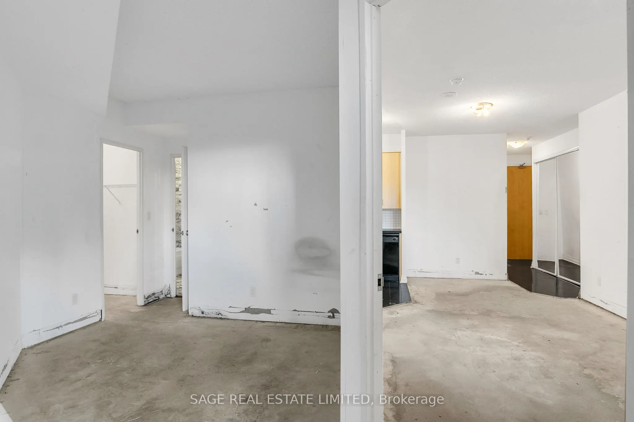 70 Alexander Street, #213