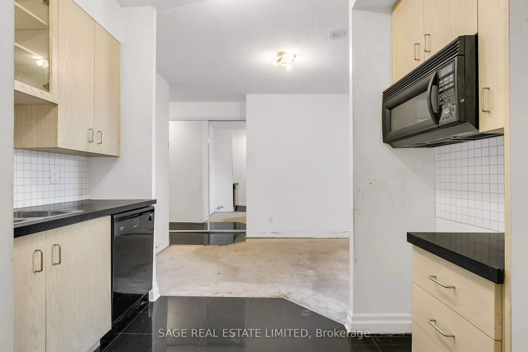 70 Alexander Street, #213