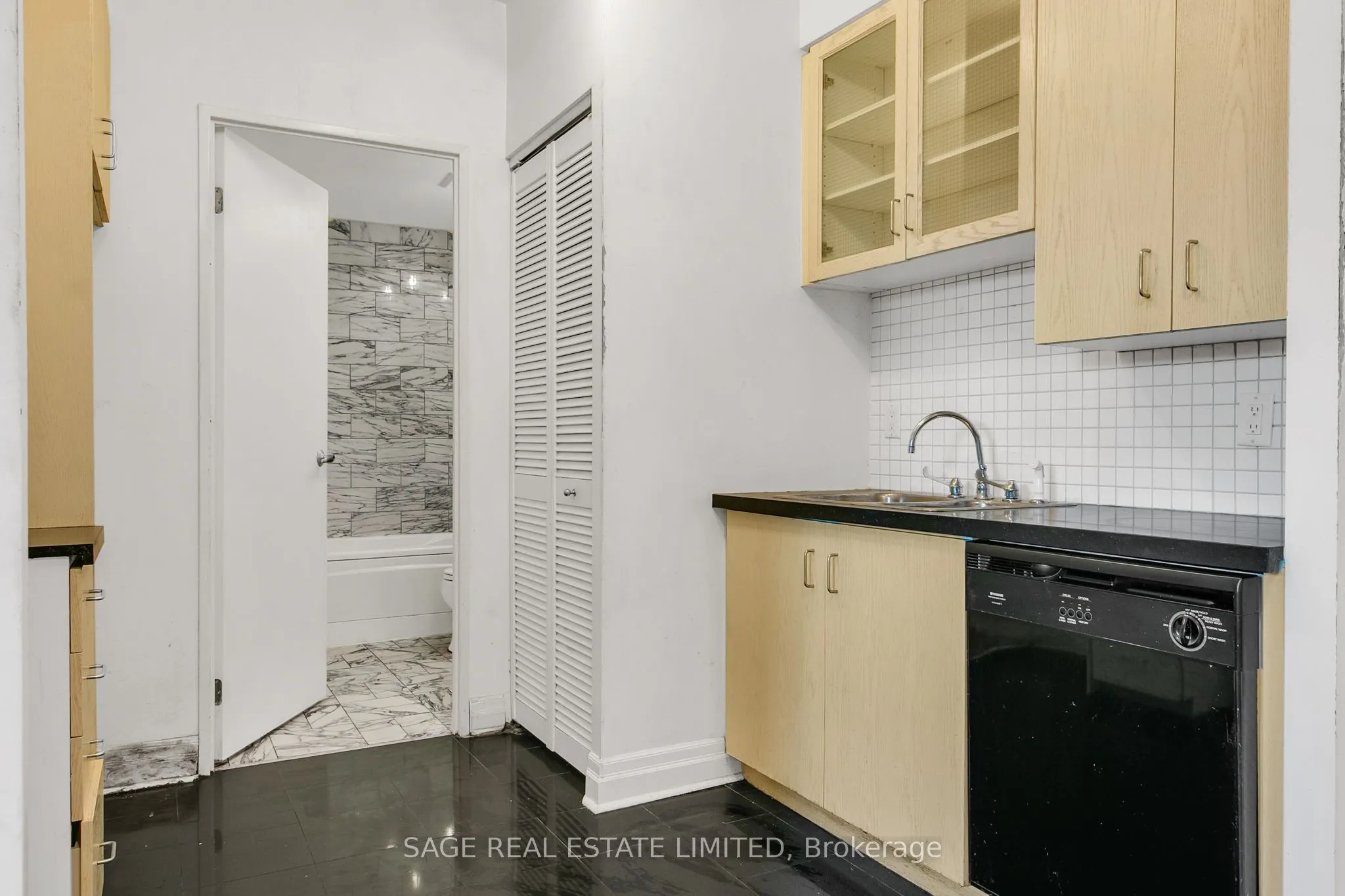 70 Alexander Street, #213