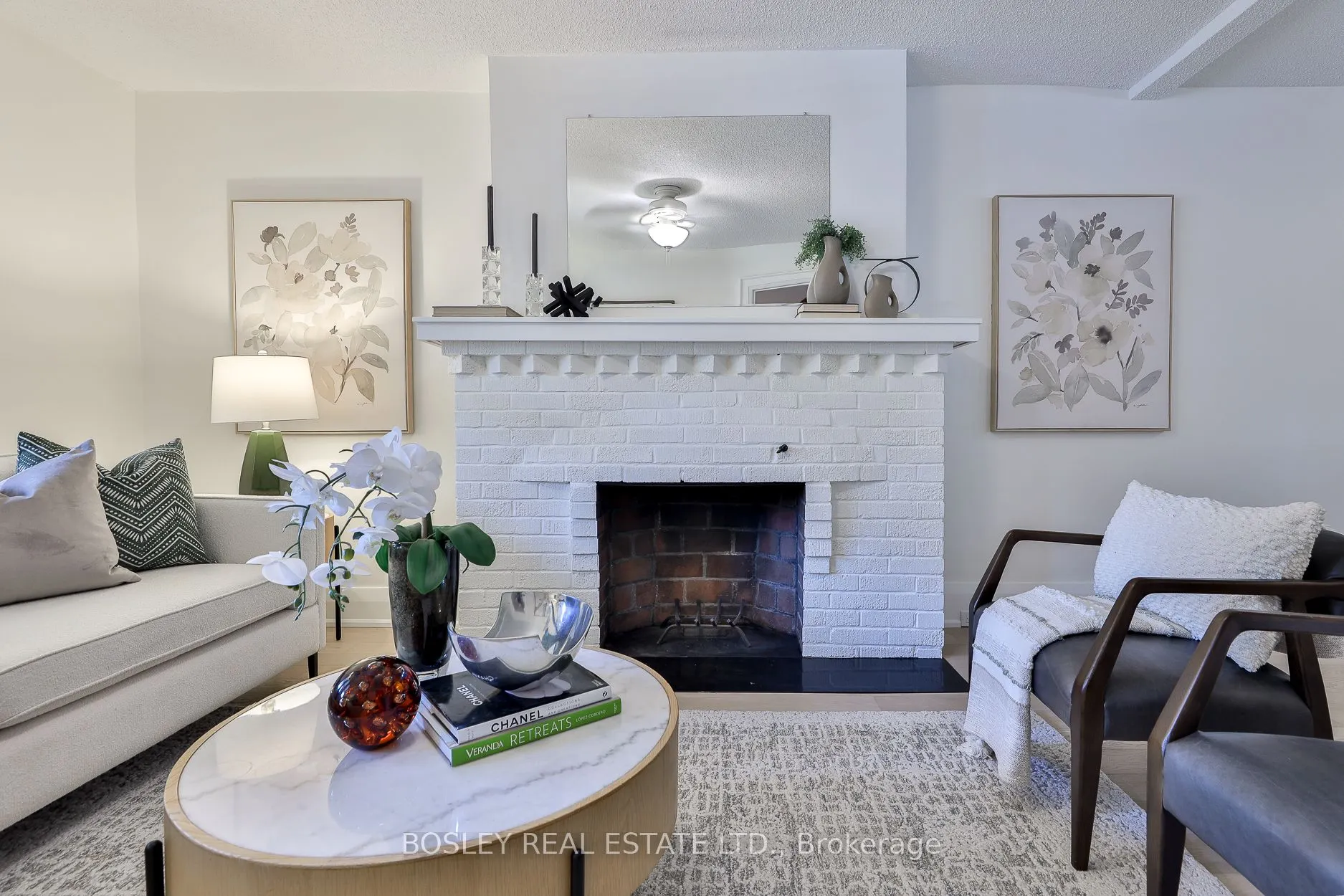 682 Hillsdale Avenue E