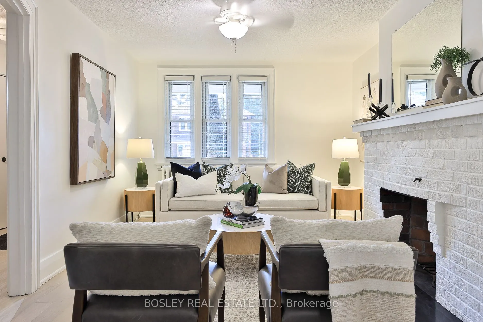 682 Hillsdale Avenue E