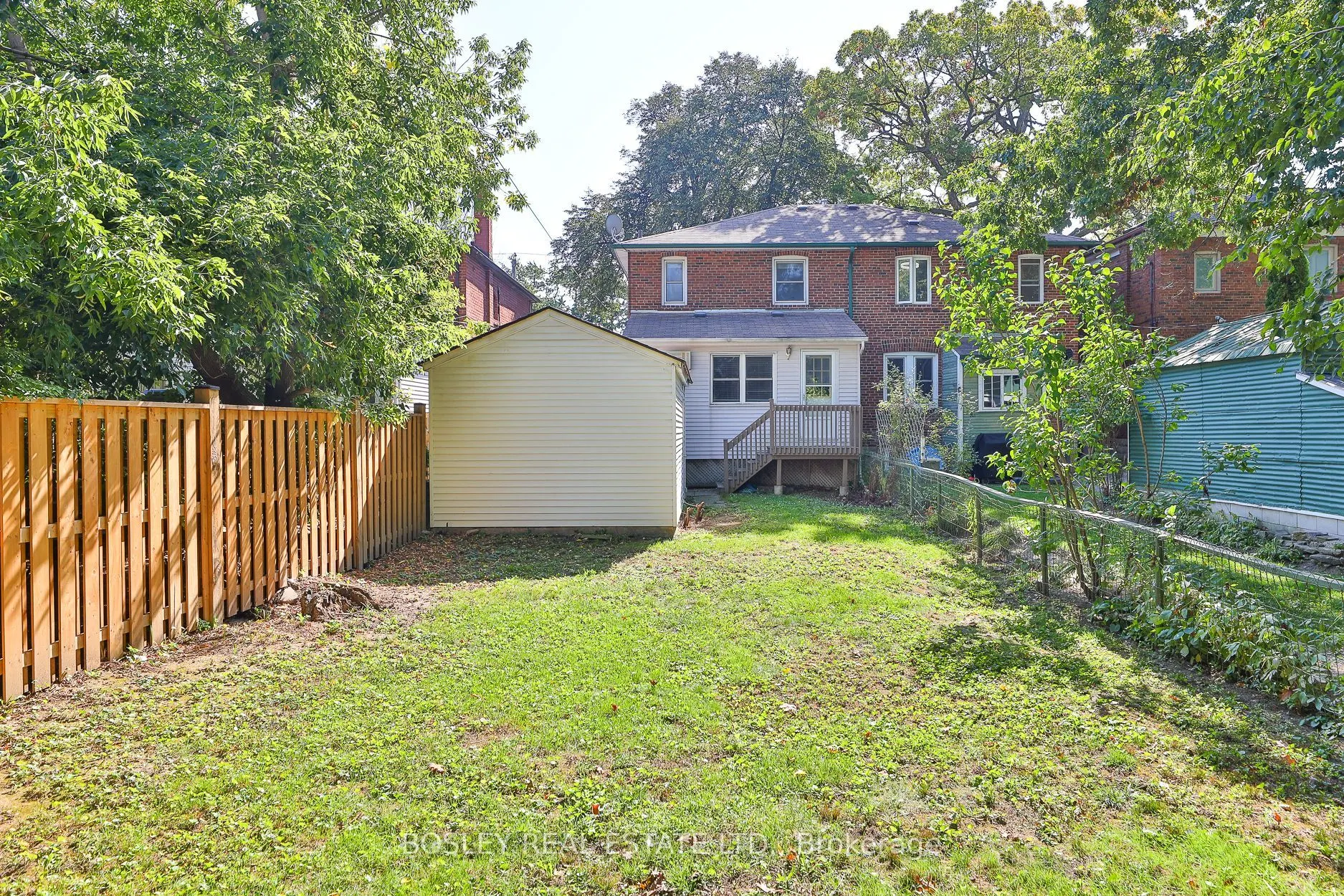 682 Hillsdale Avenue E