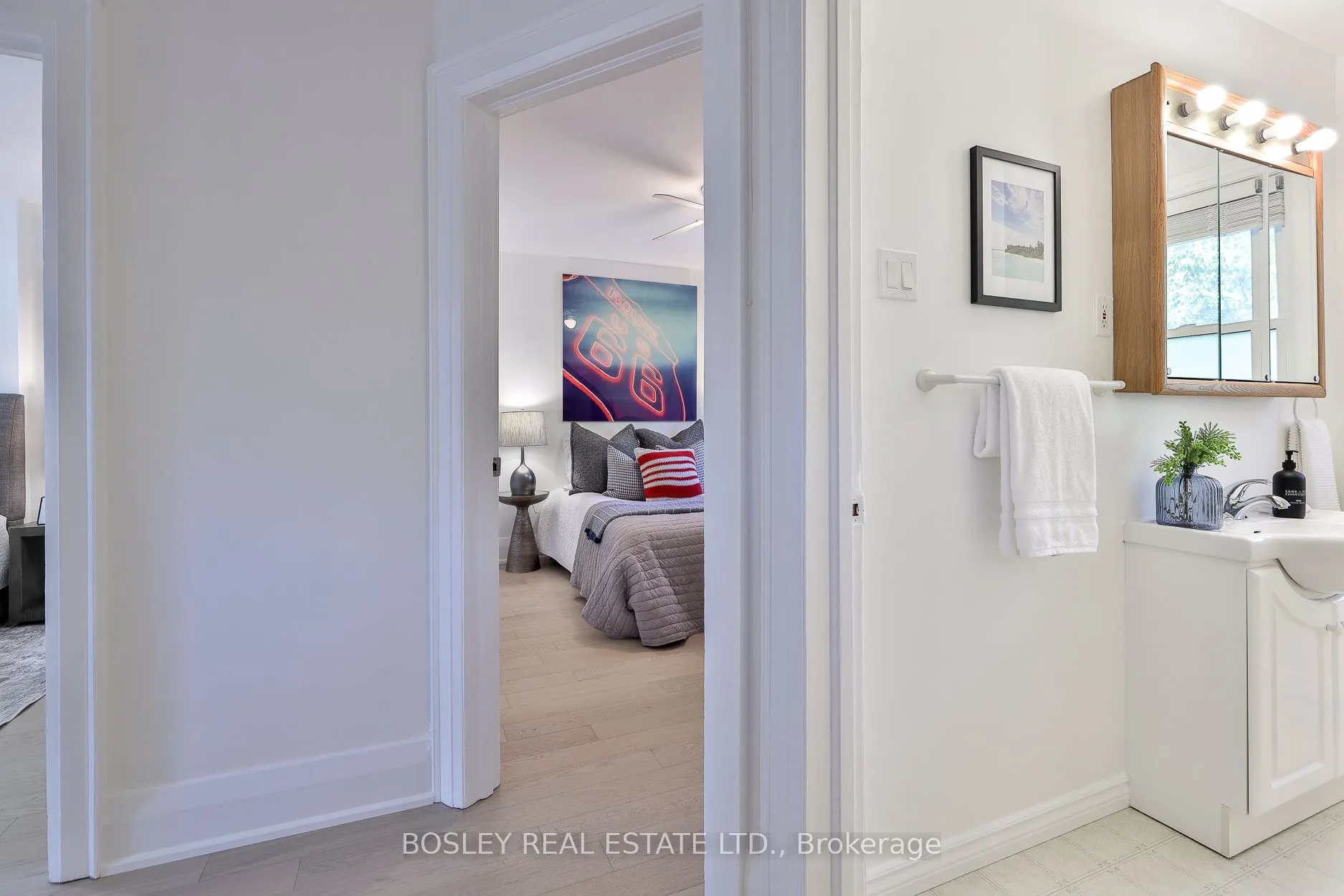 682 Hillsdale Avenue E