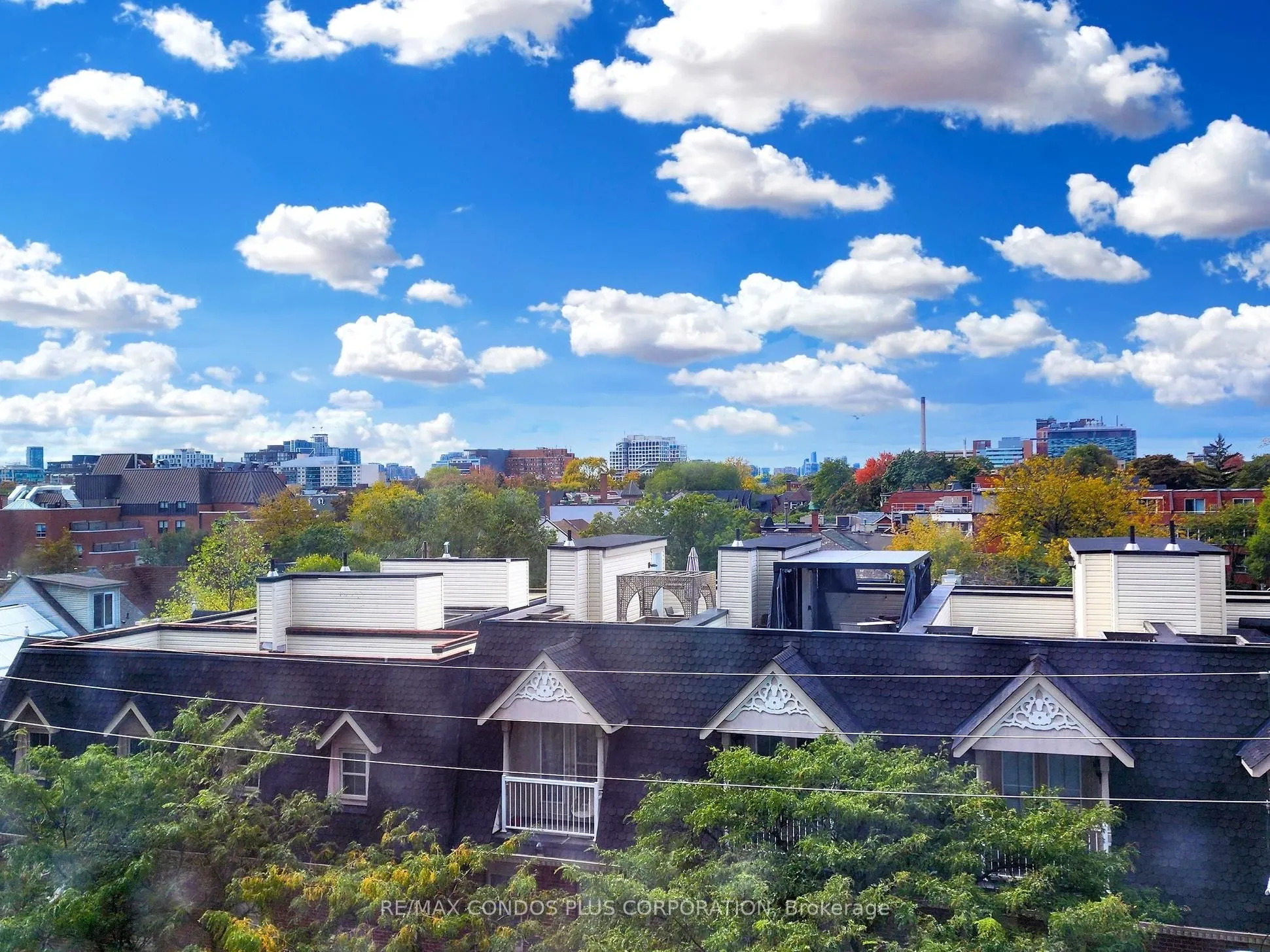 195 McCaul Street, #420