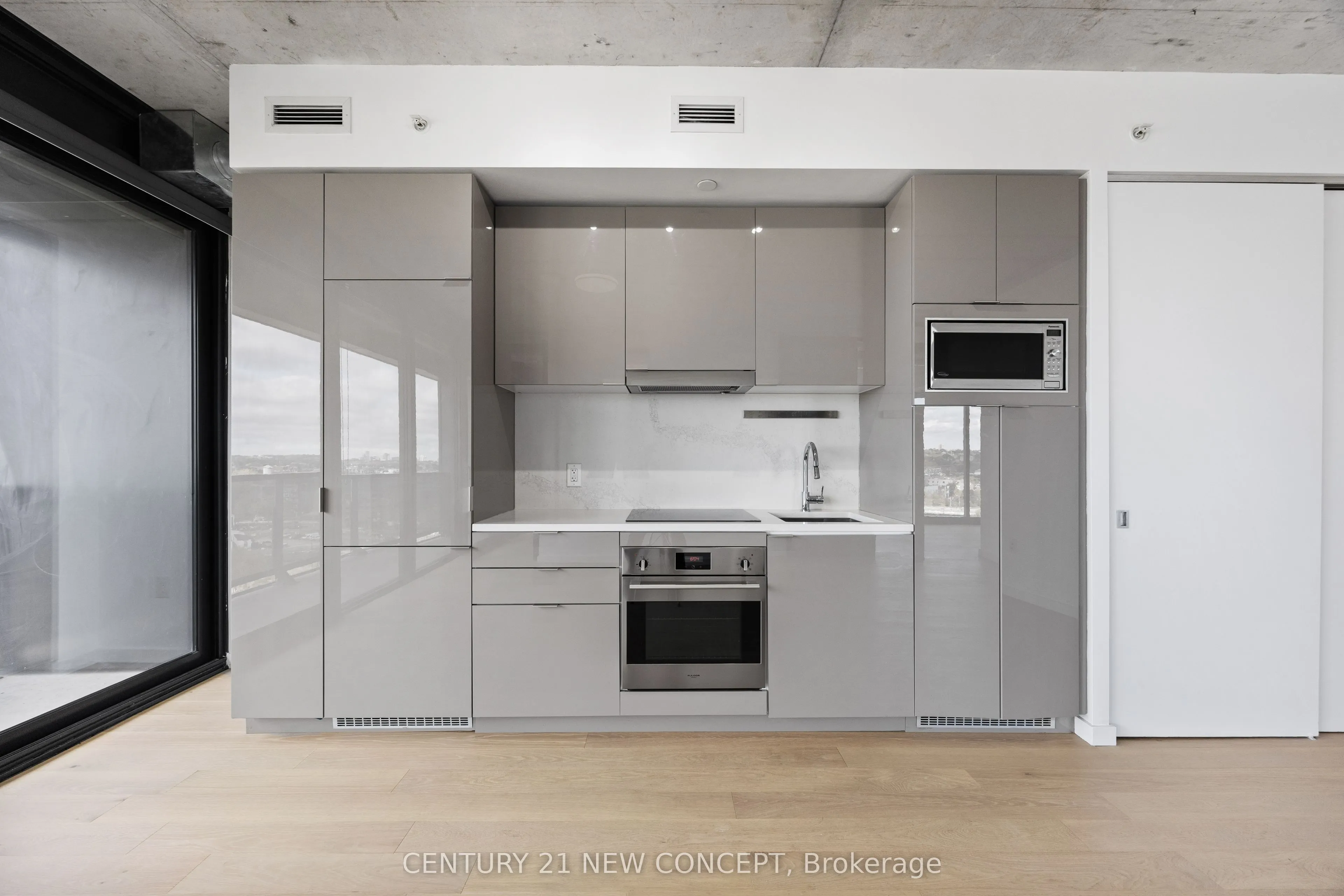 170 Bayview Avenue, #1112