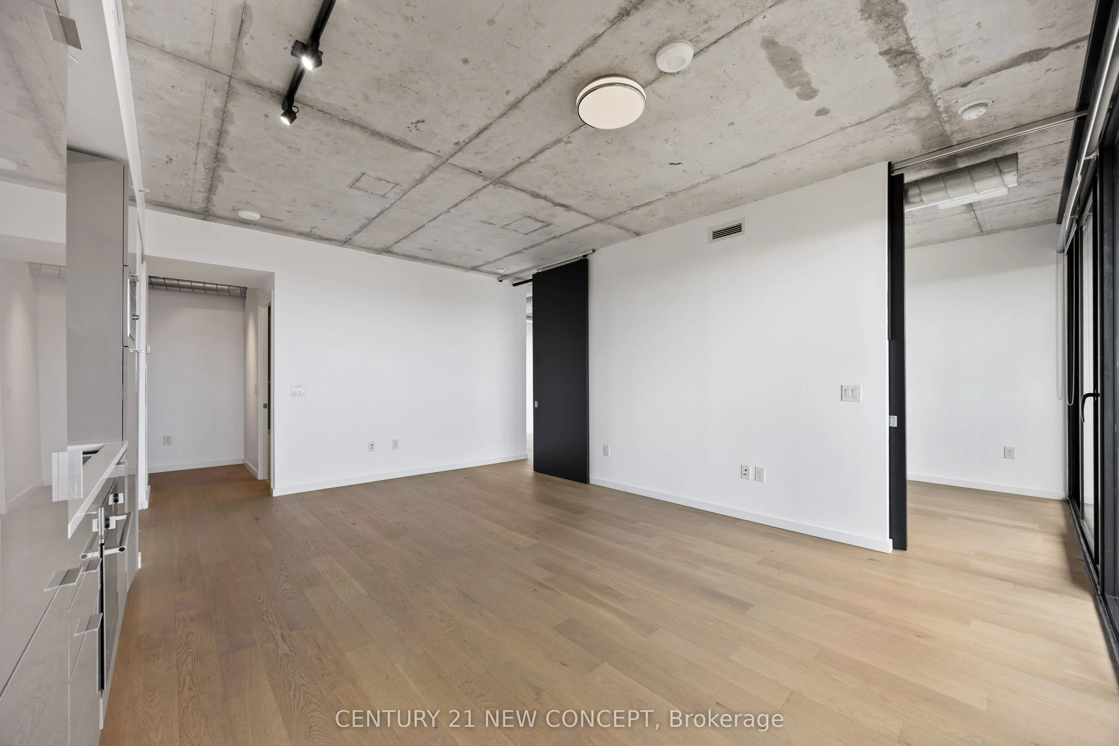 170 Bayview Avenue, #1112