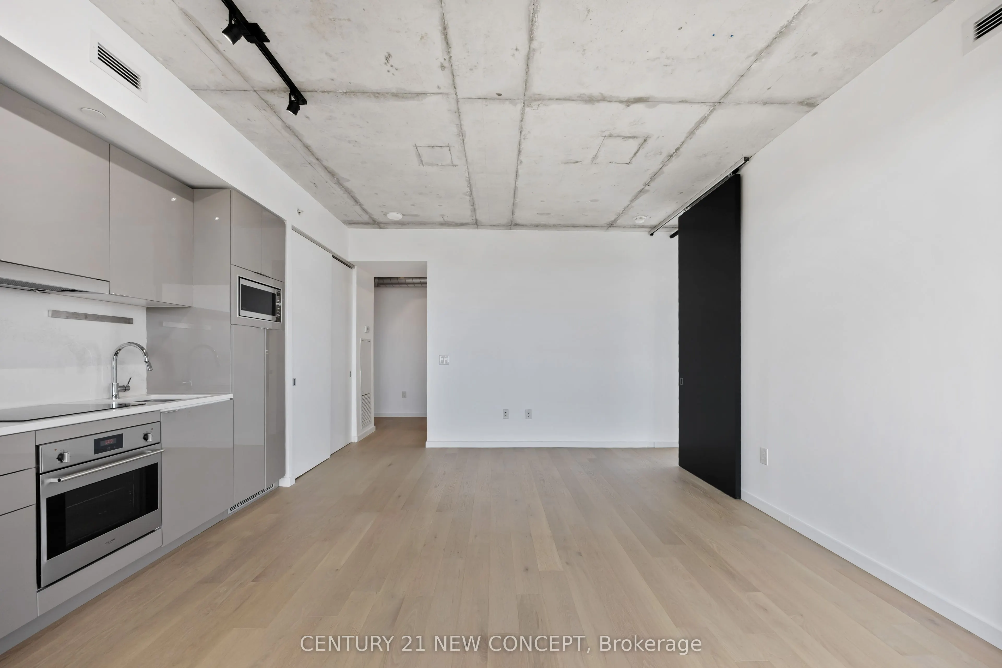 170 Bayview Avenue, #1112