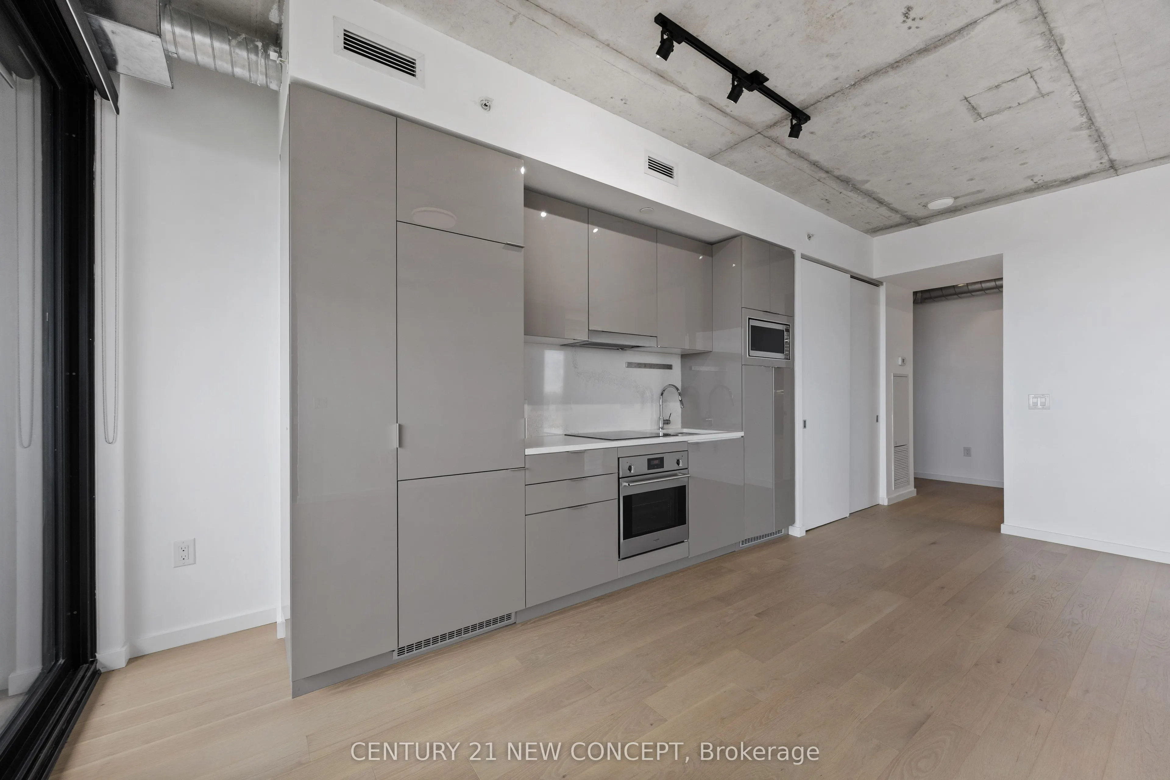 170 Bayview Avenue, #1112