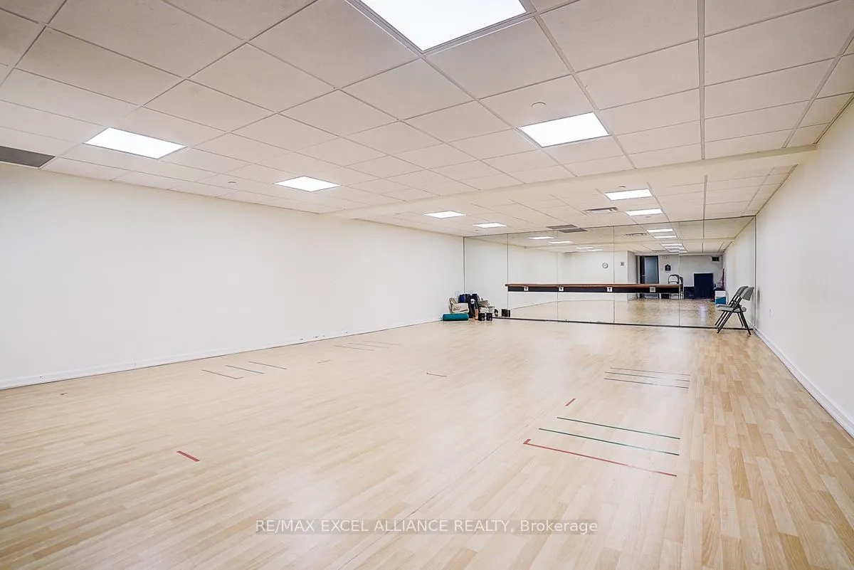 705 King Street W, #206