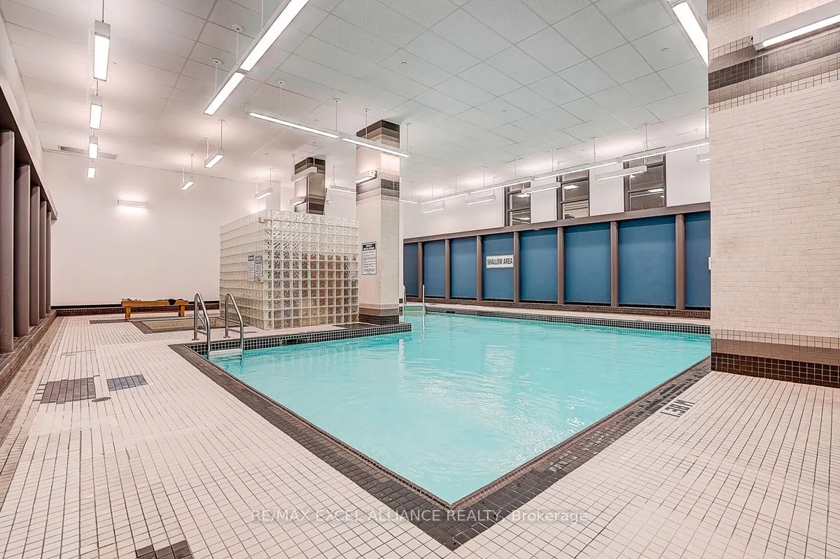 705 King Street W, #206