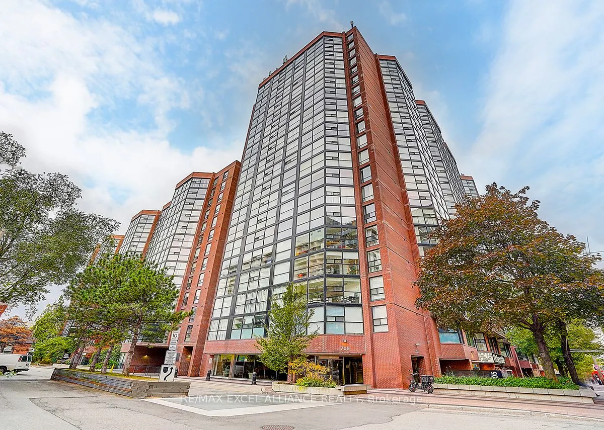 705 King Street W, #206