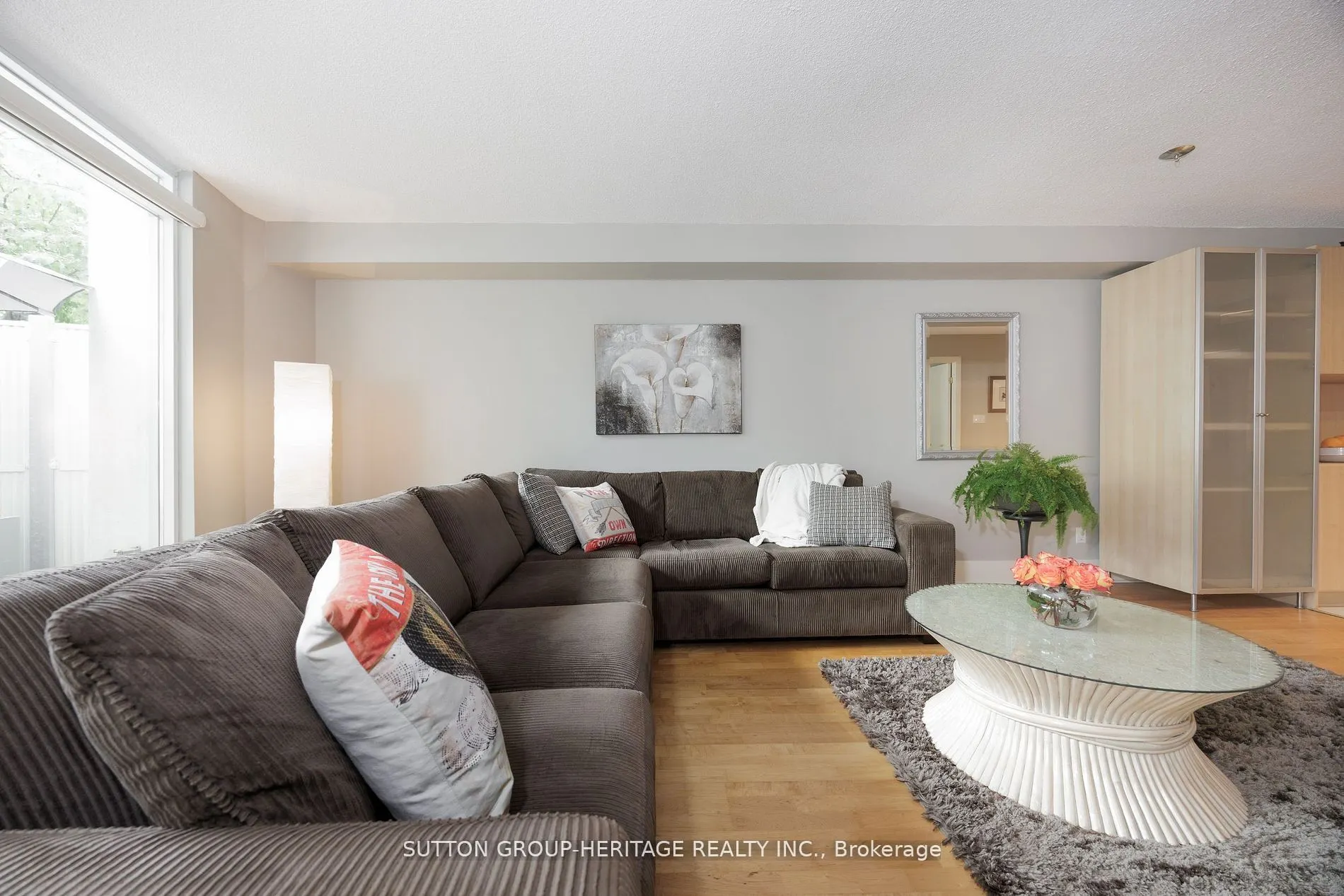 550 Queens Quay W, #126