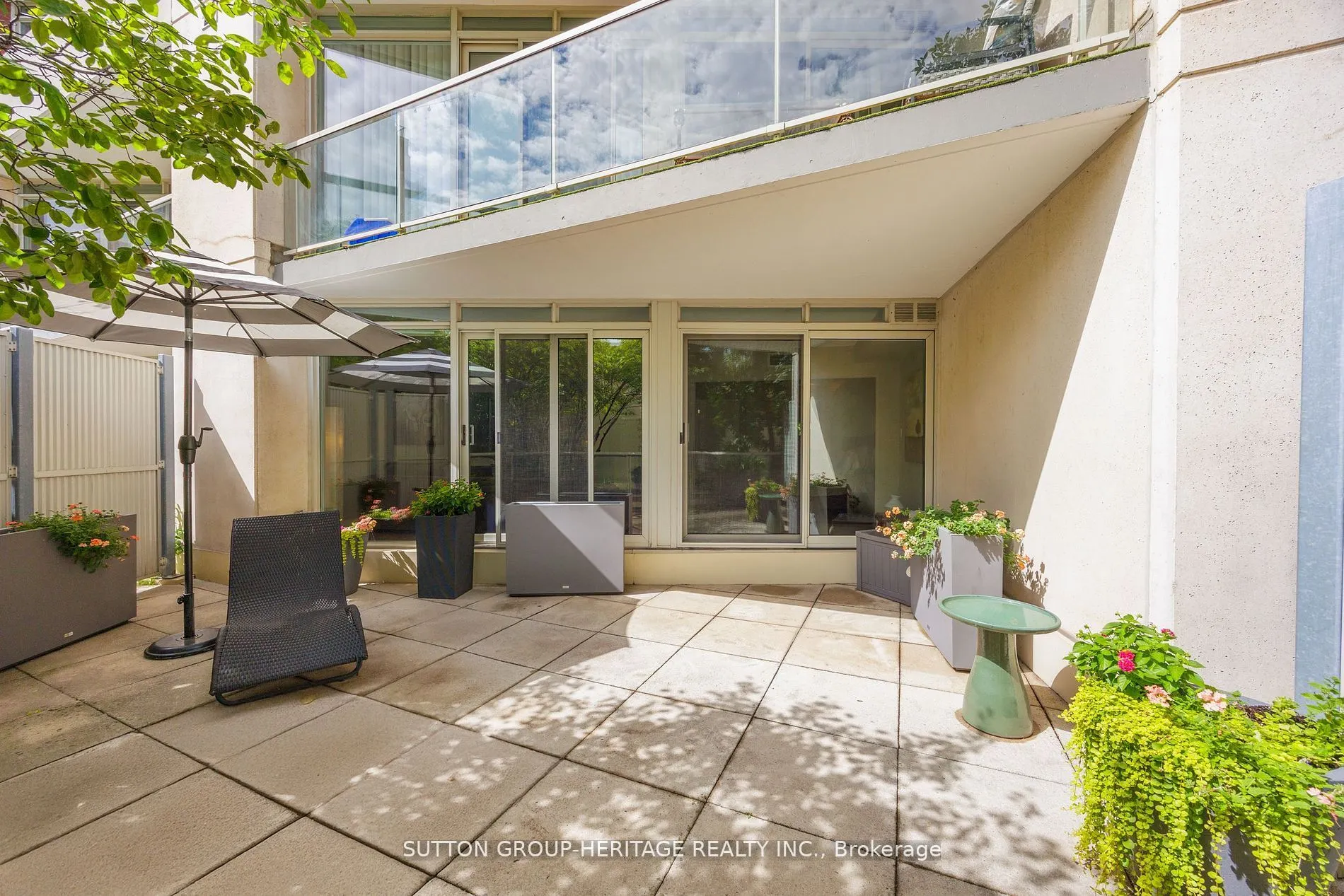 550 Queens Quay W, #126