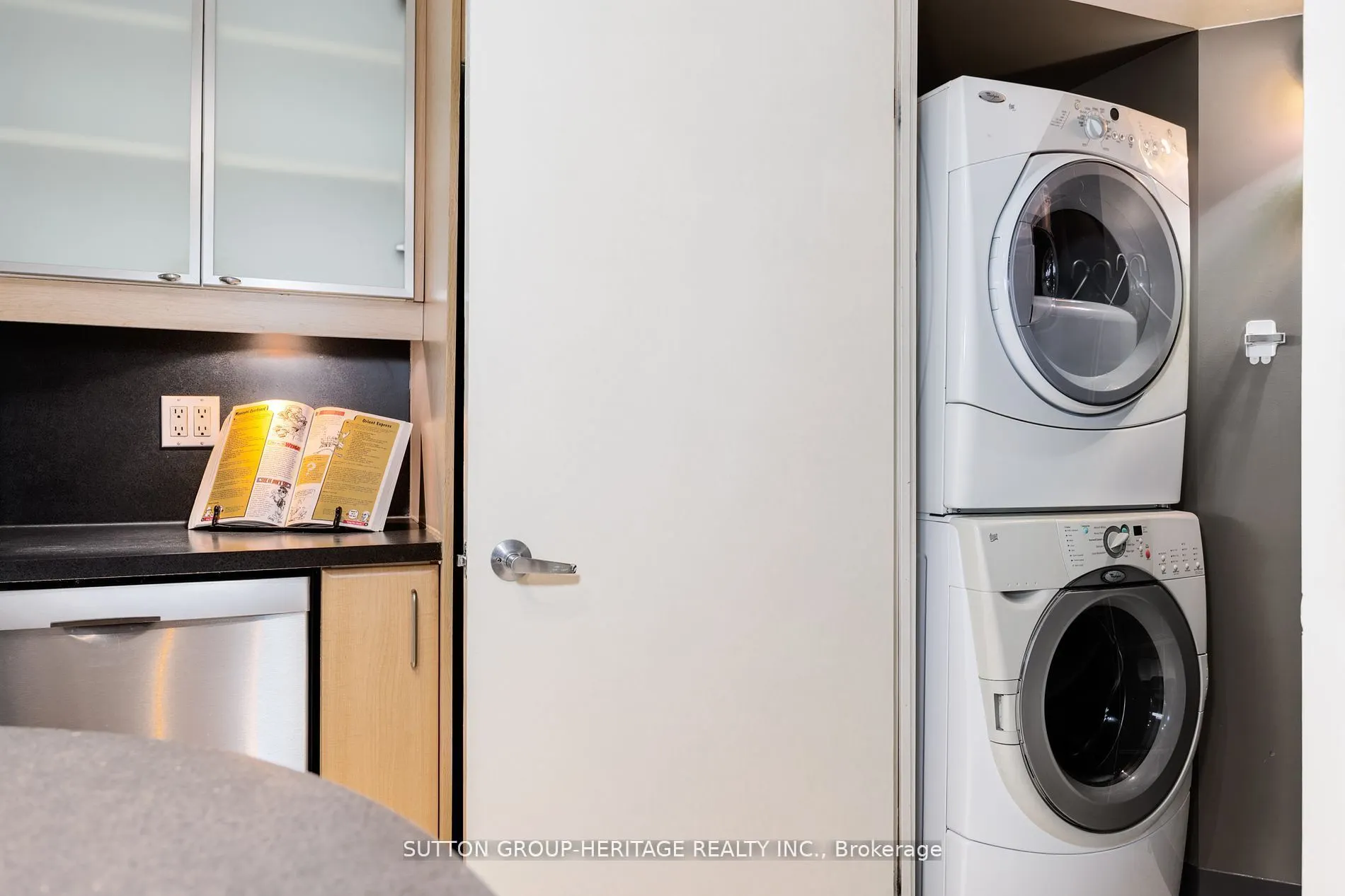 550 Queens Quay W, #126