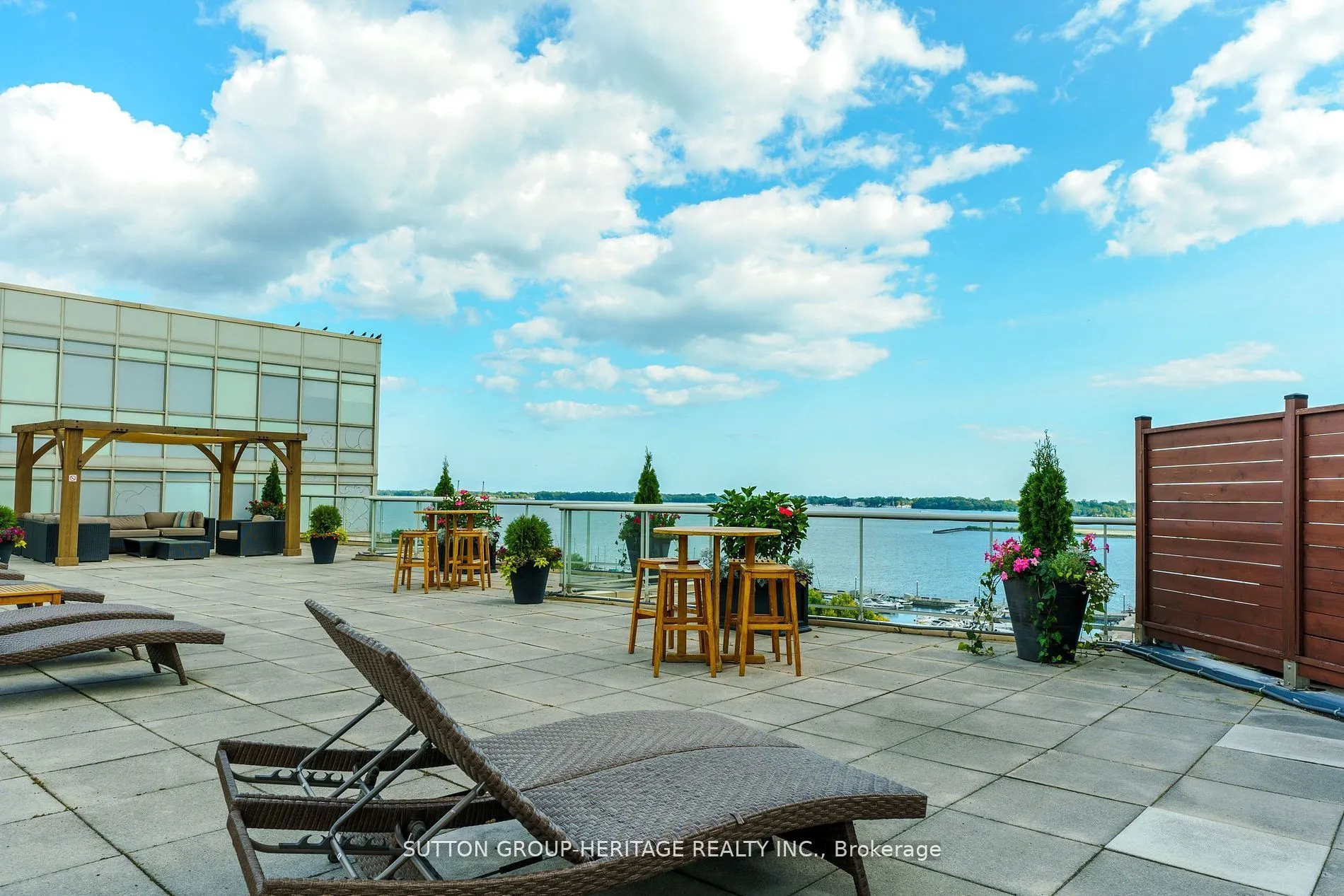 550 Queens Quay W, #126