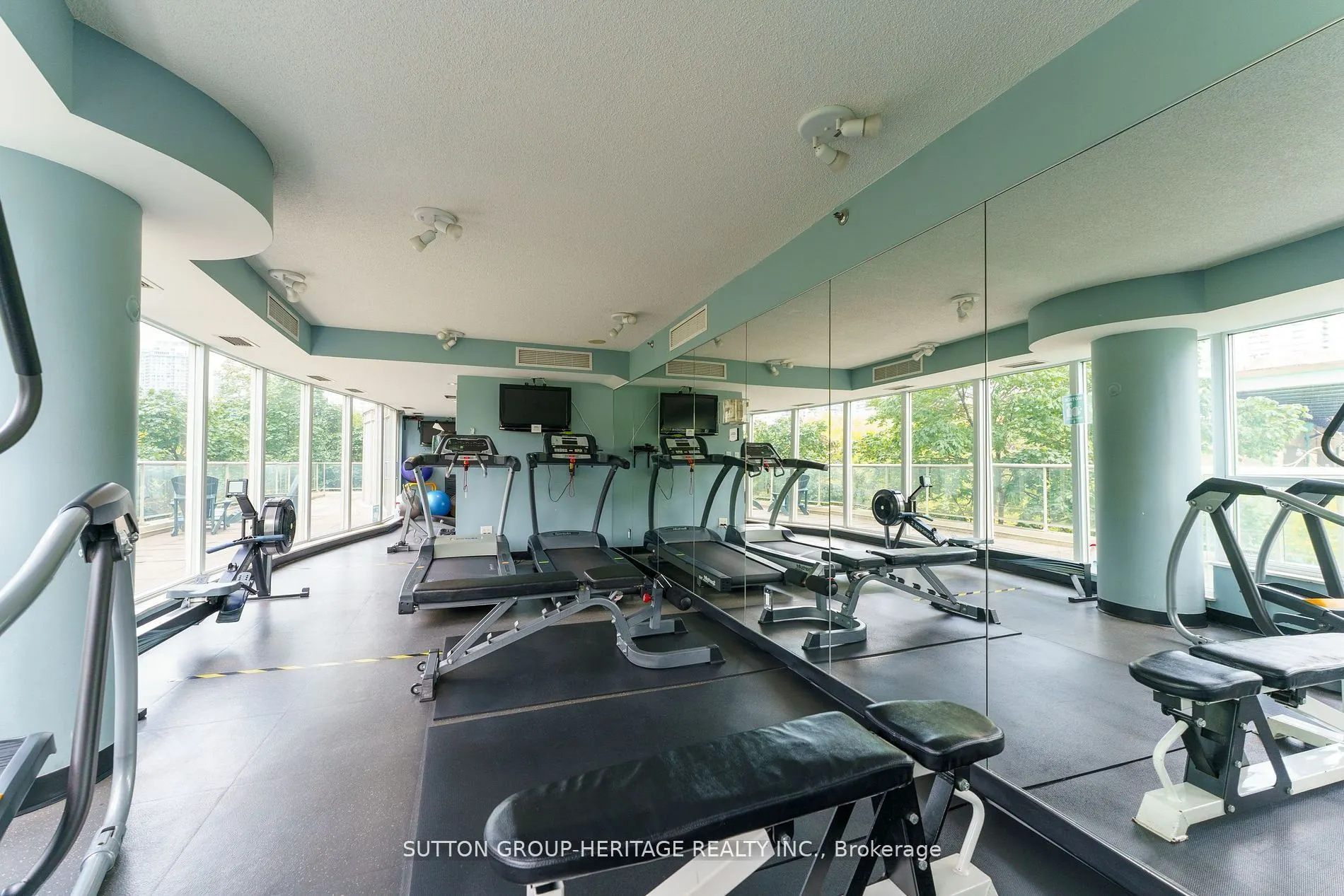 550 Queens Quay W, #126