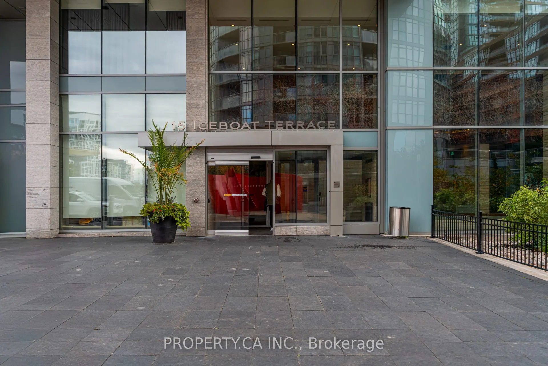 15 Iceboat Terrace, #3510