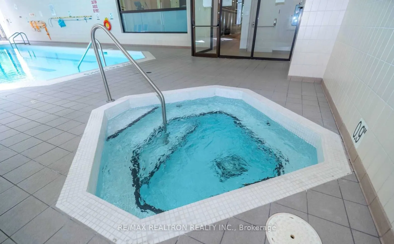 5460 Yonge Street, #605