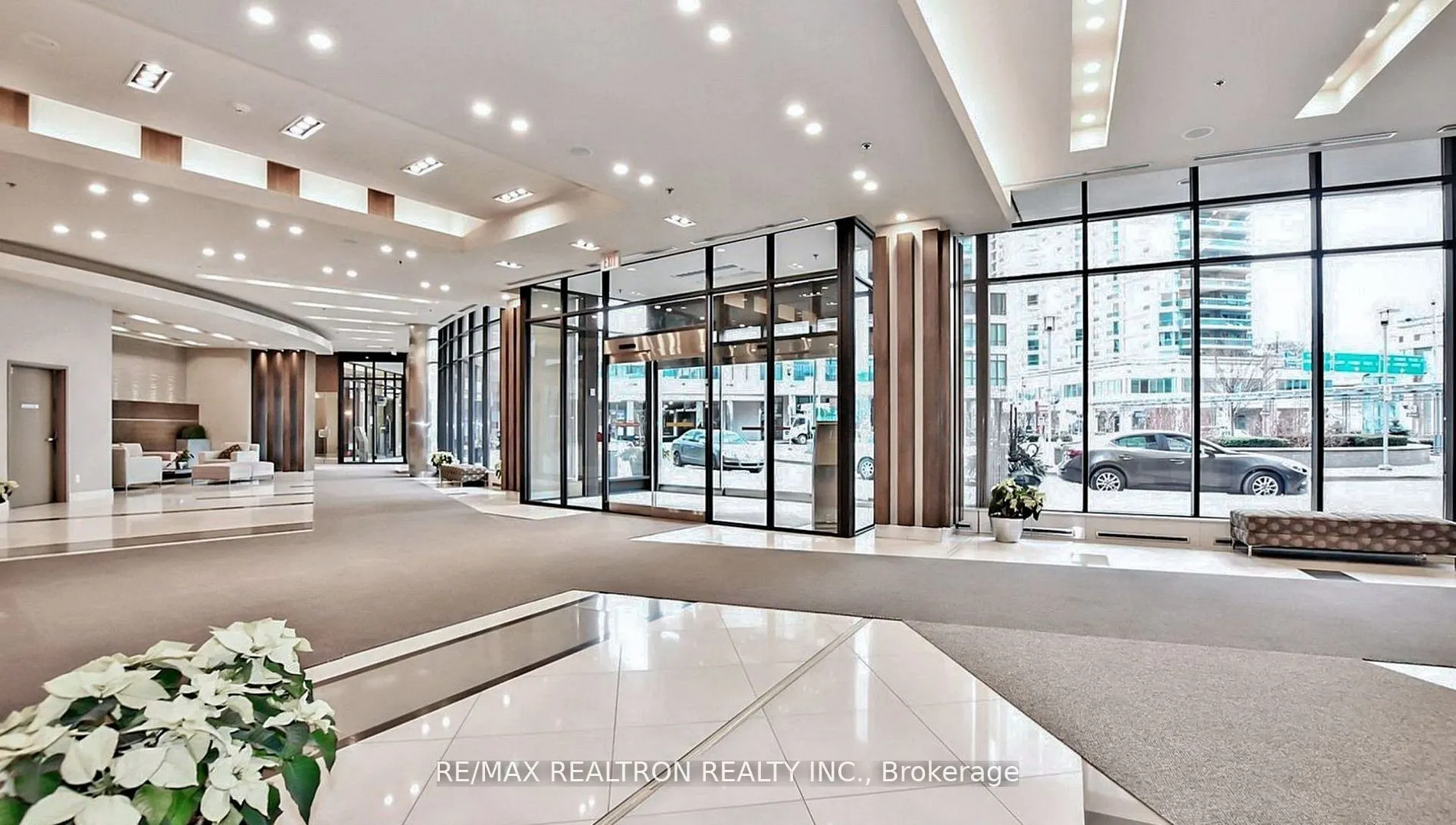 33 Bay Street, #5006