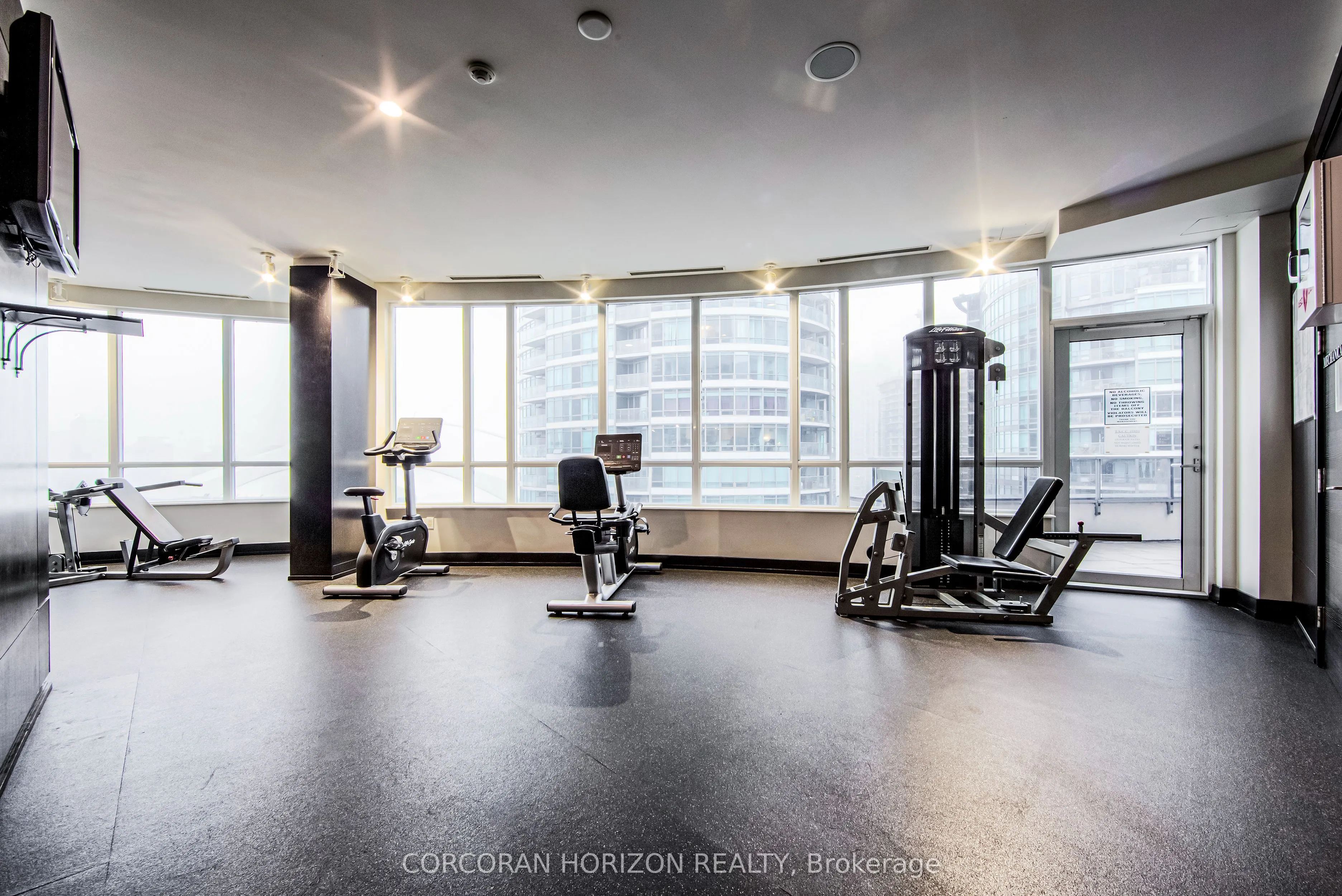 20 Blue Jays Way, #1709