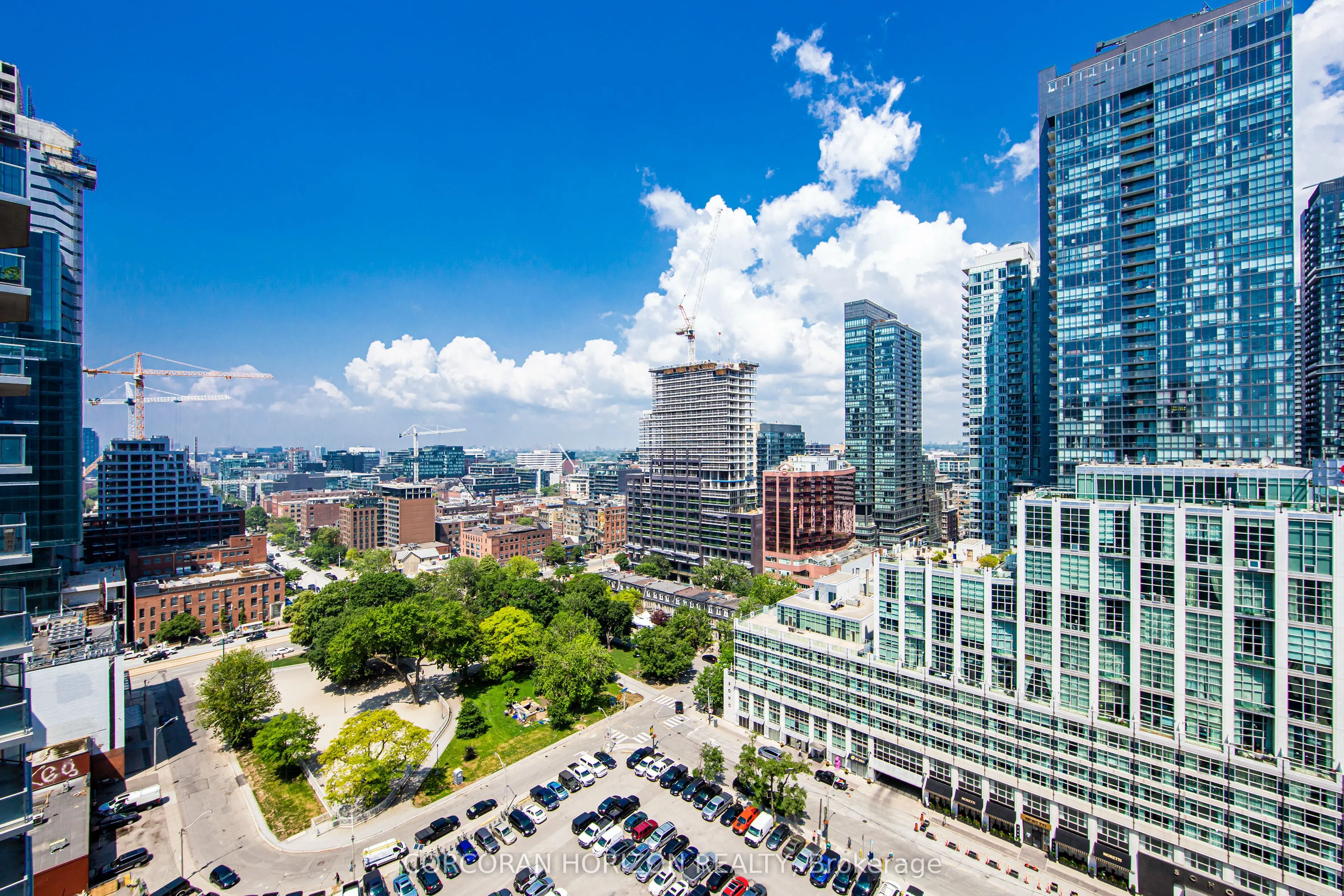 20 Blue Jays Way, #1709