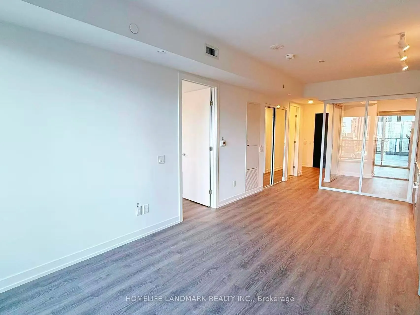 771 Yonge Street, #2201