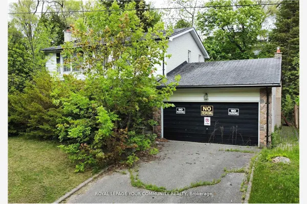 225 Old Yonge Street