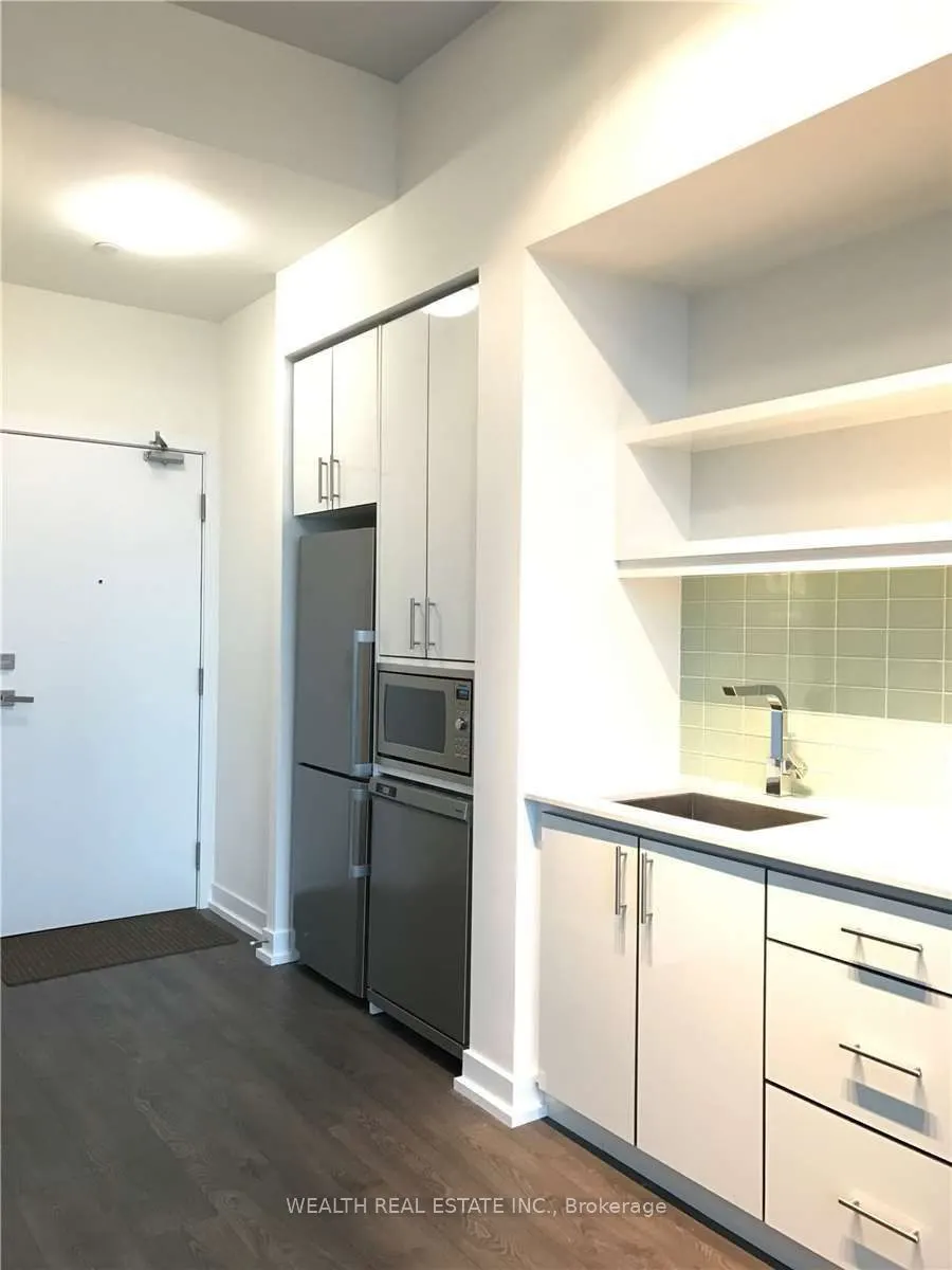 75 The Donway W, #502