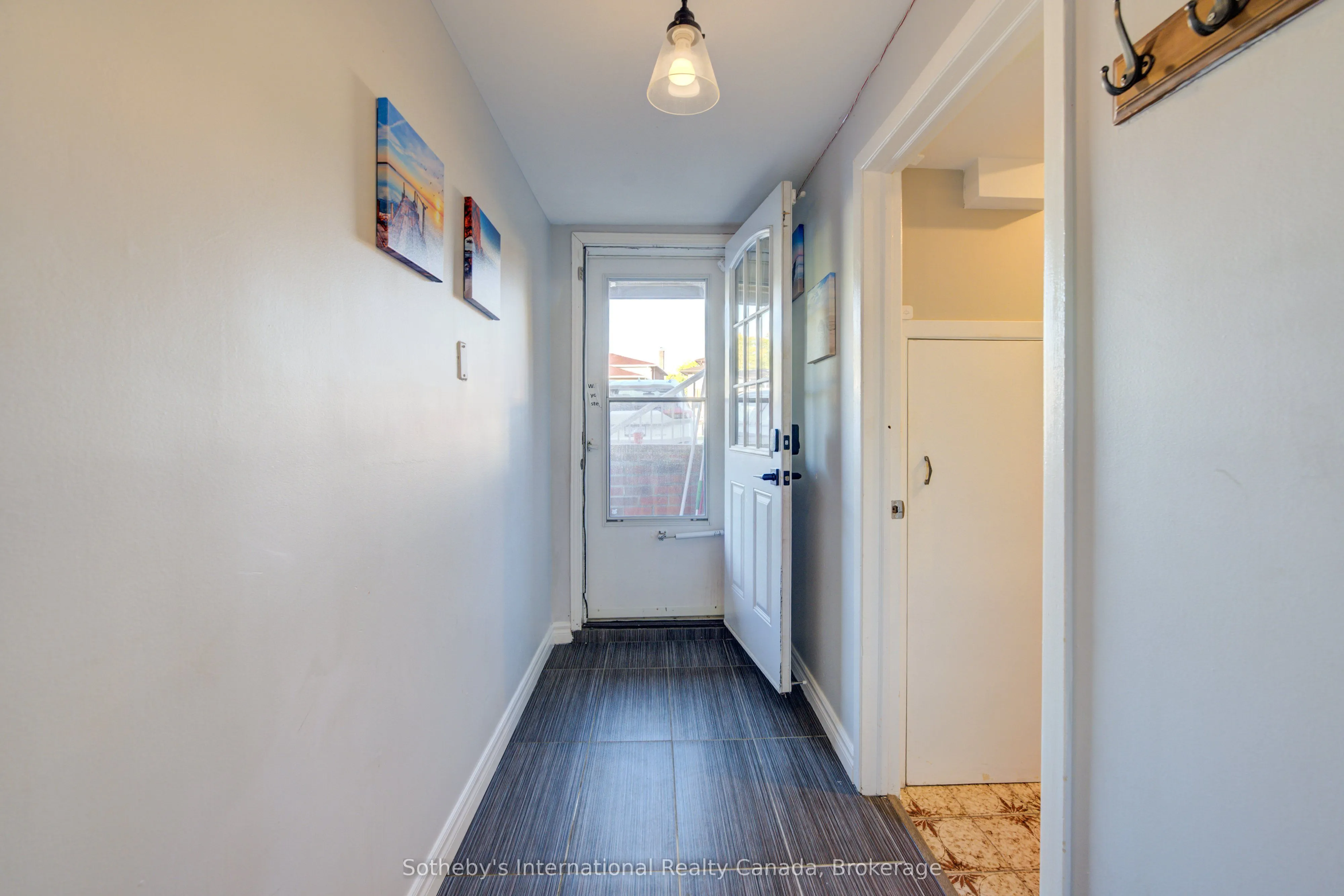 400 Cherokee Boulevard