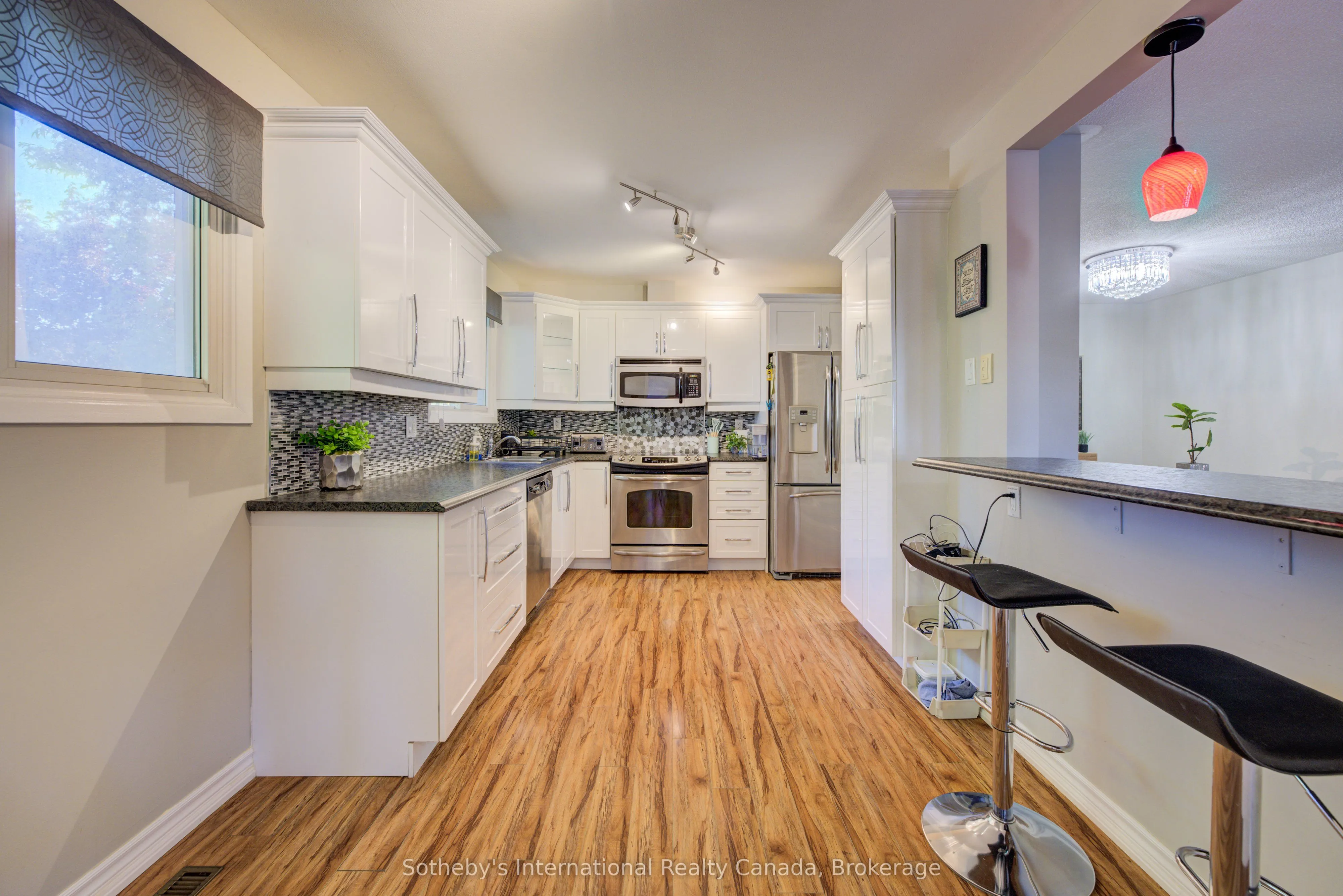 400 Cherokee Boulevard