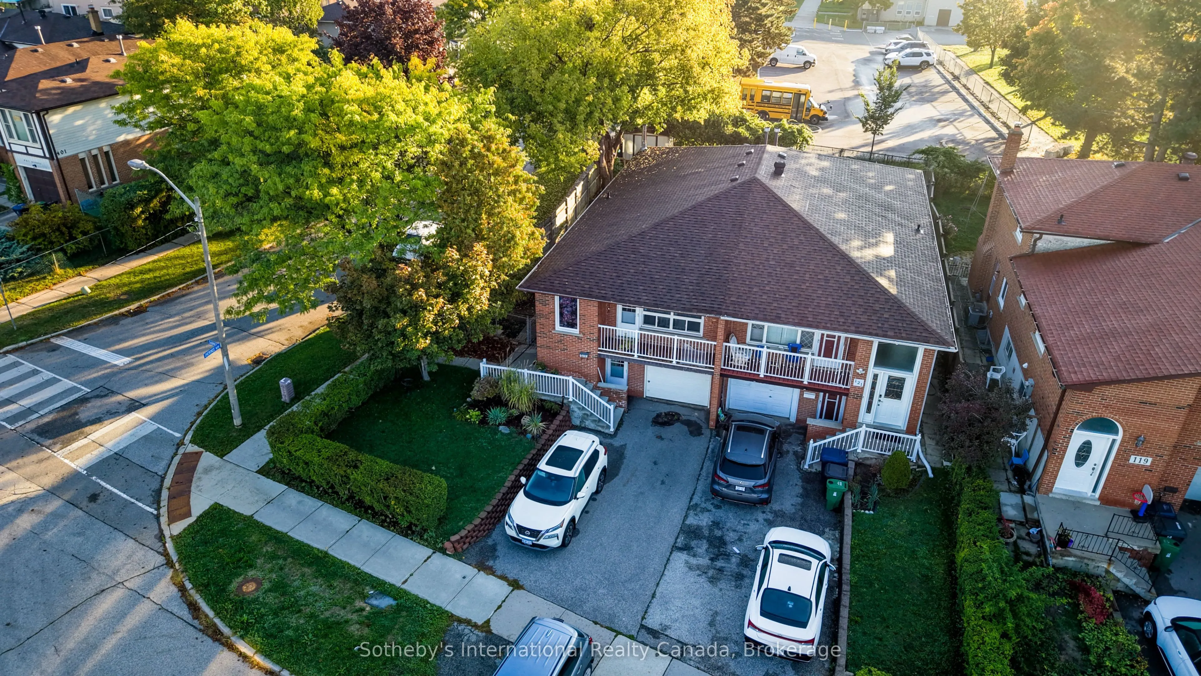 400 Cherokee Boulevard