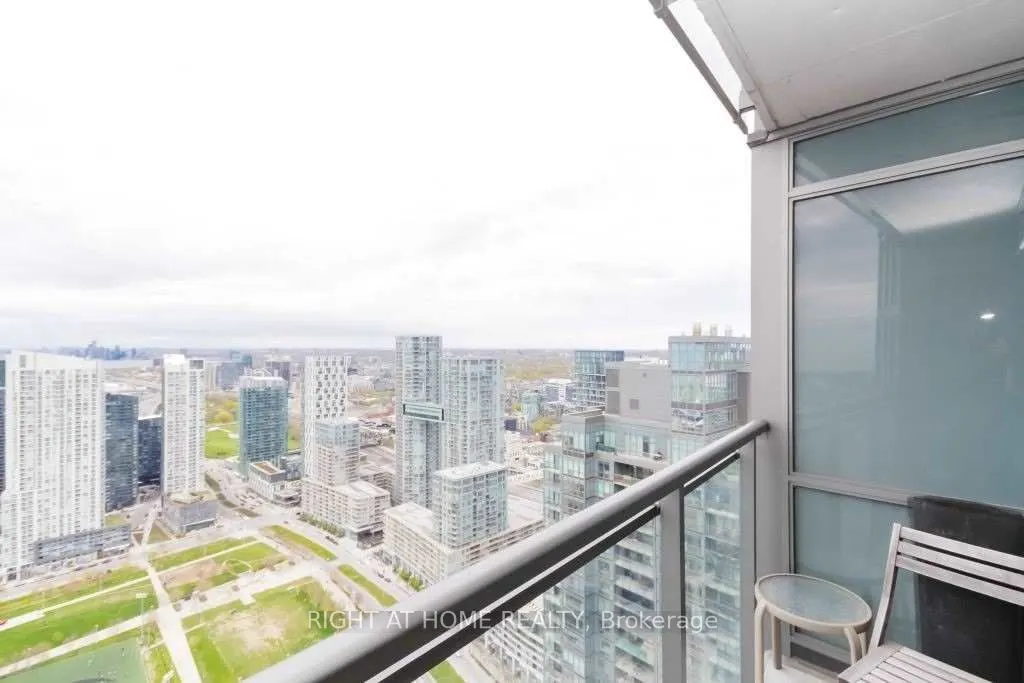 11 Brunel Court, #5301